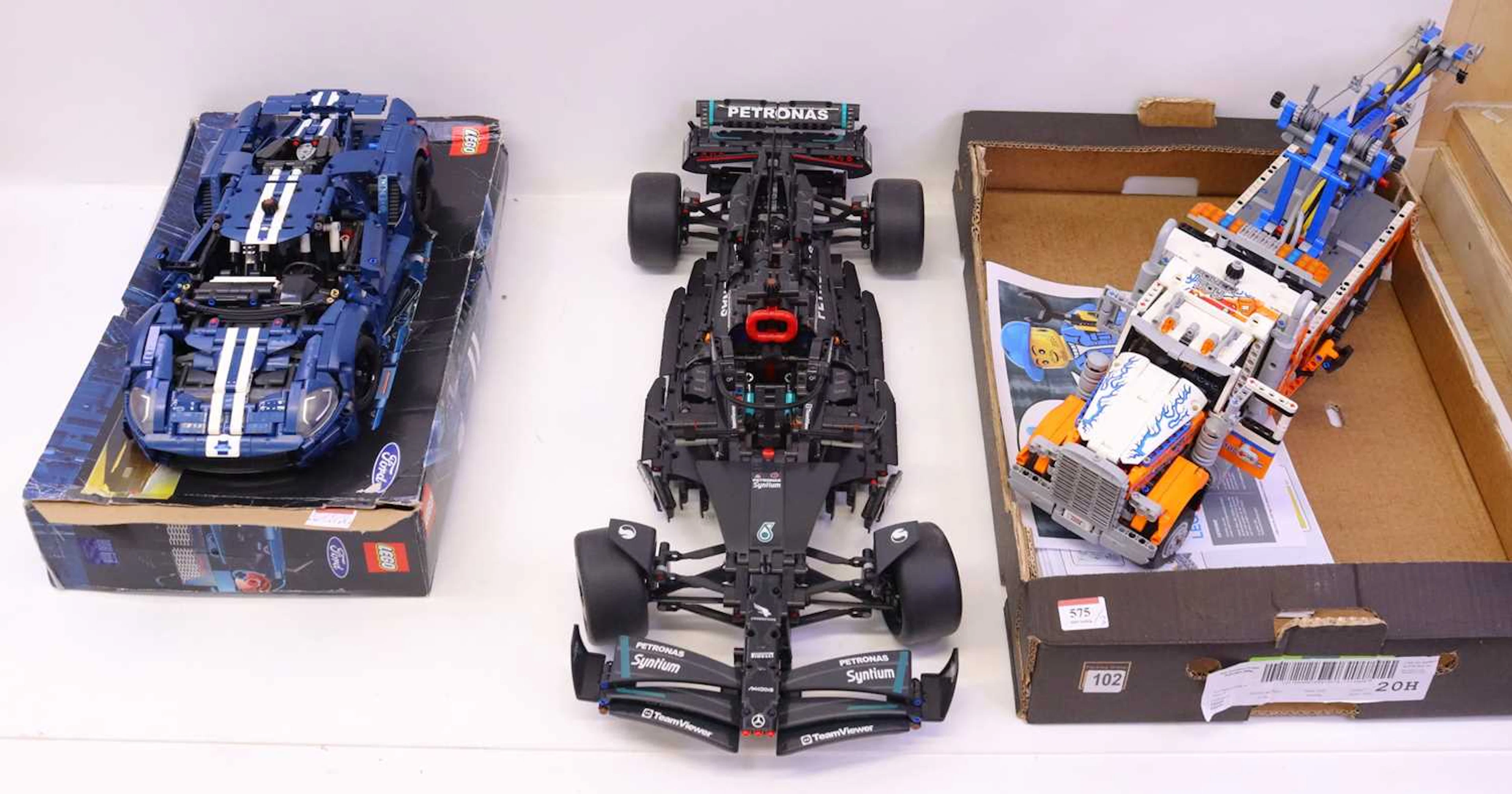 Lot 575 - Lego Technic group of 3 built comprising a