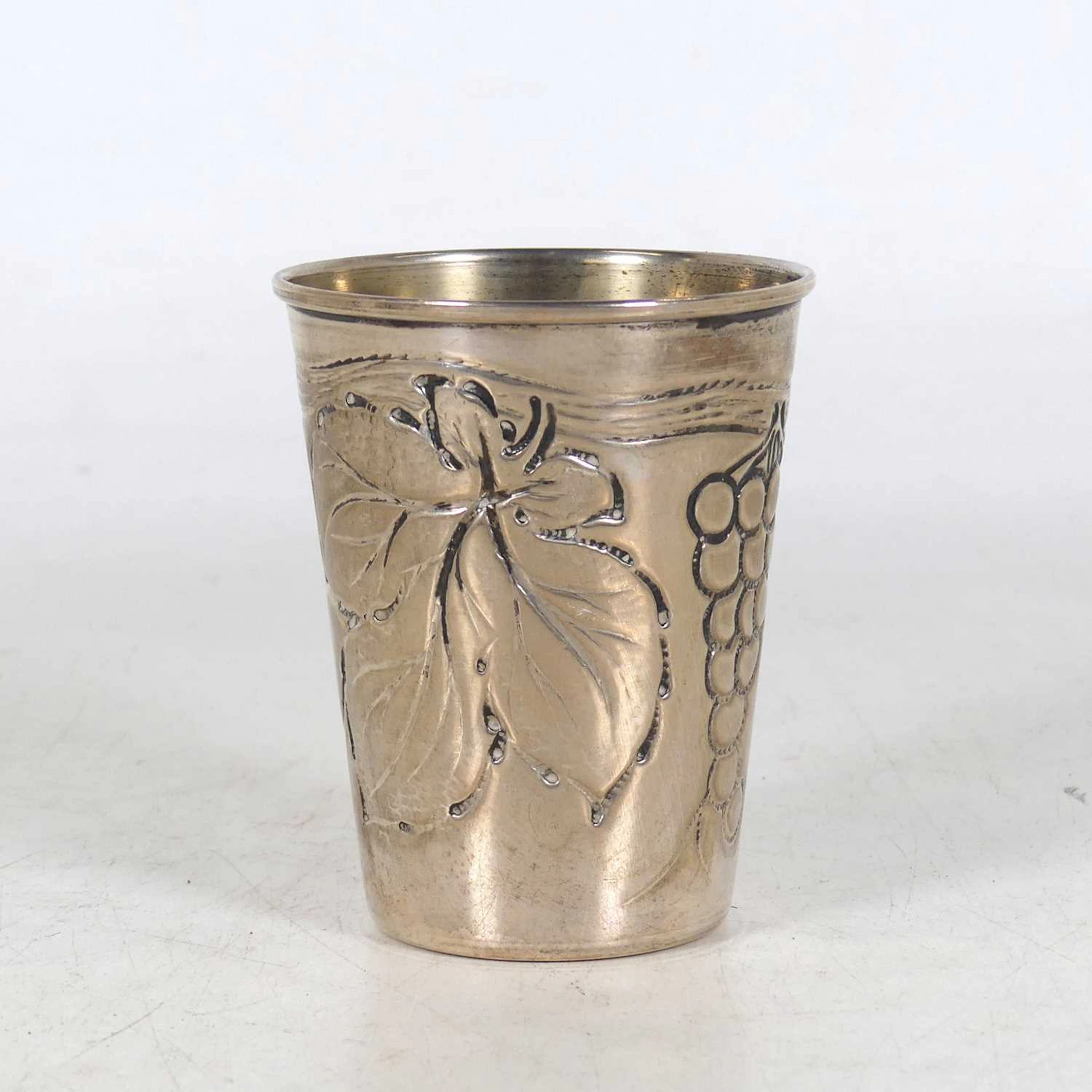 Lot 270 - An Italian silver beaker, of tapering form