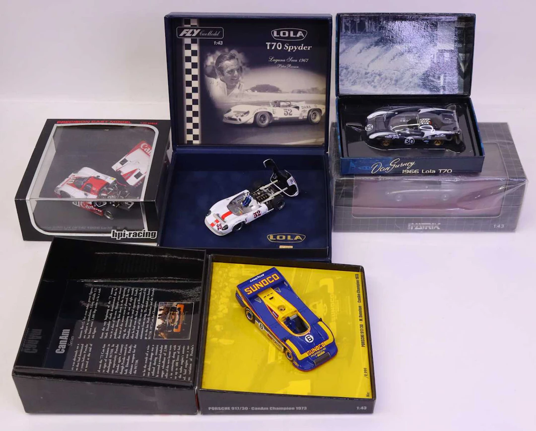 Lot 526 - tray containing 1/43 scale modern issue