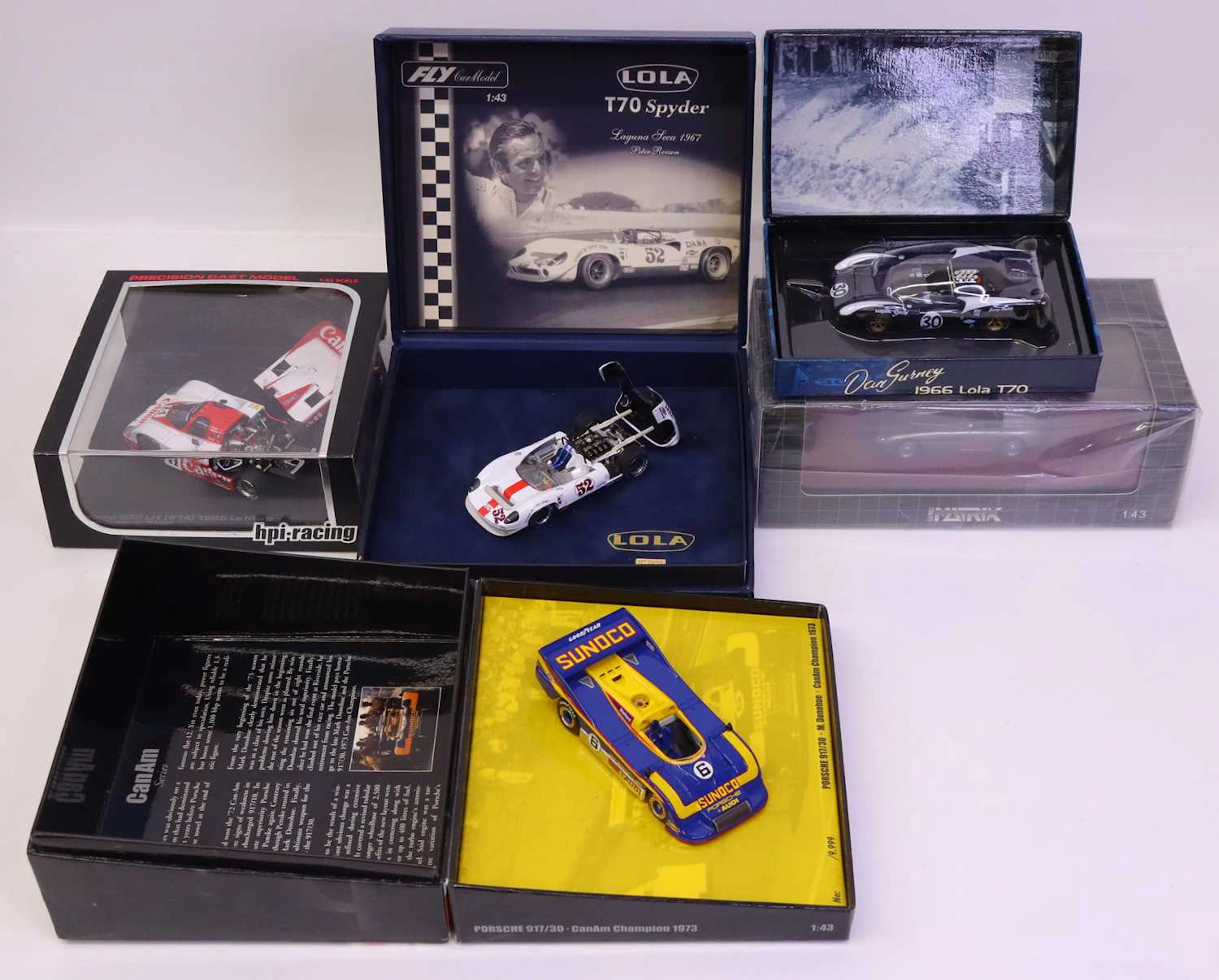 Lot 526 - tray containing 1/43 scale modern issue