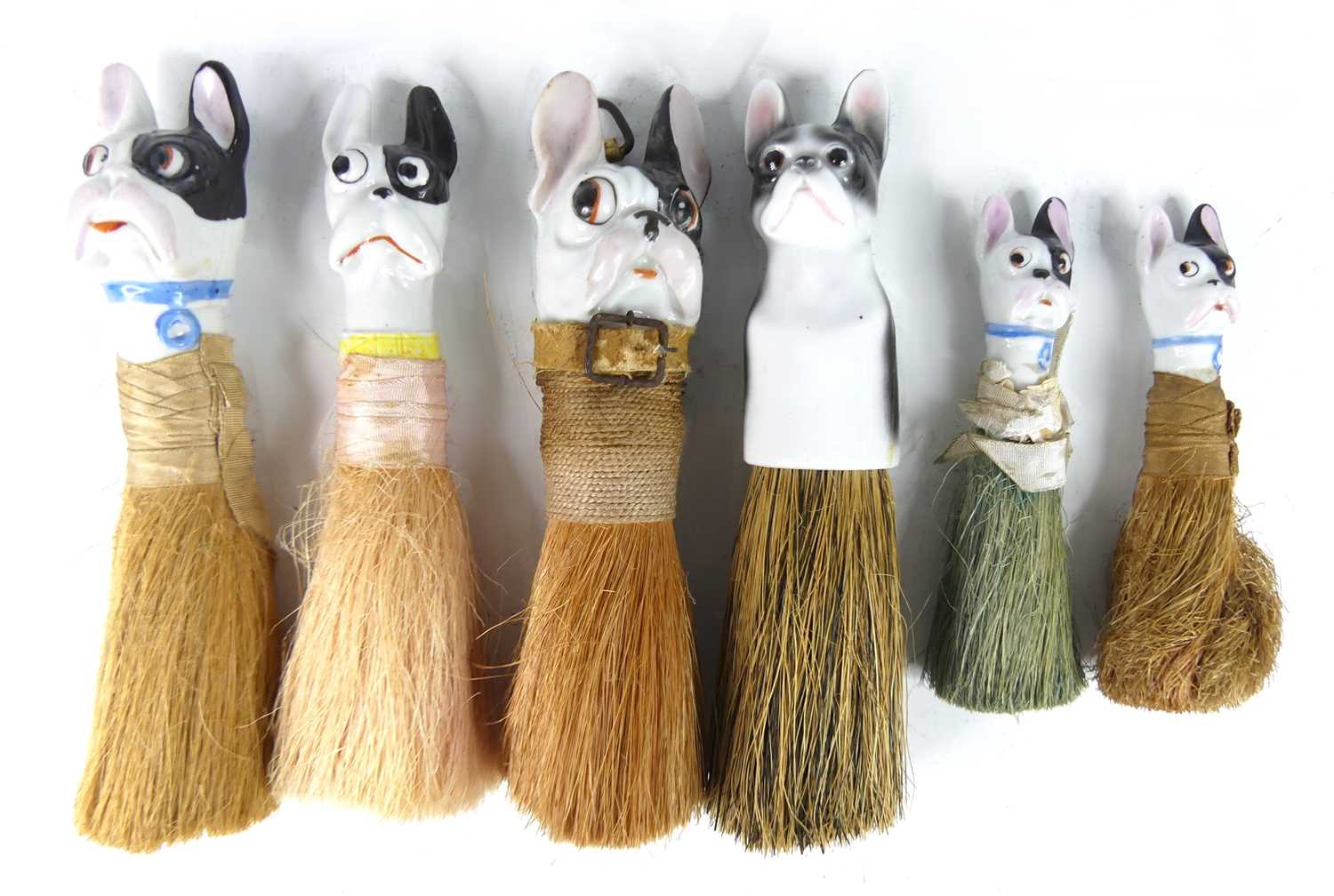 Lot 100 - A collection of six various sized porcelain