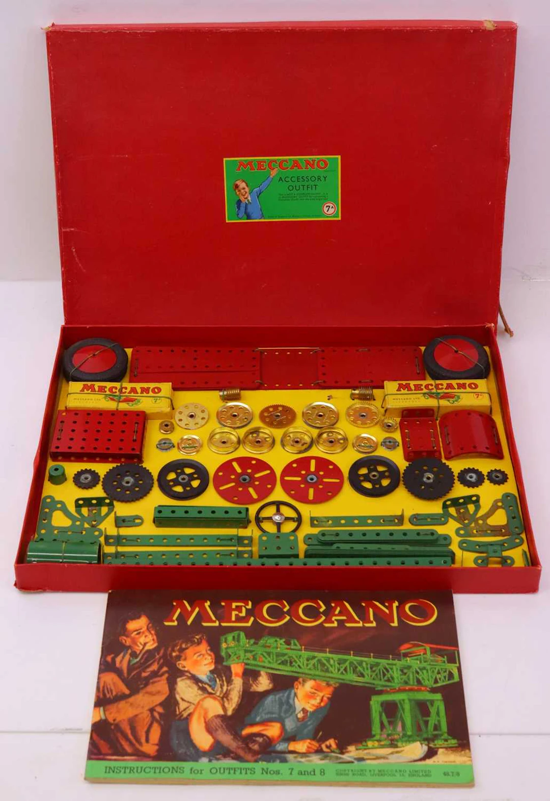 Lot 451 - Meccano outfit 7A, mid-20th century