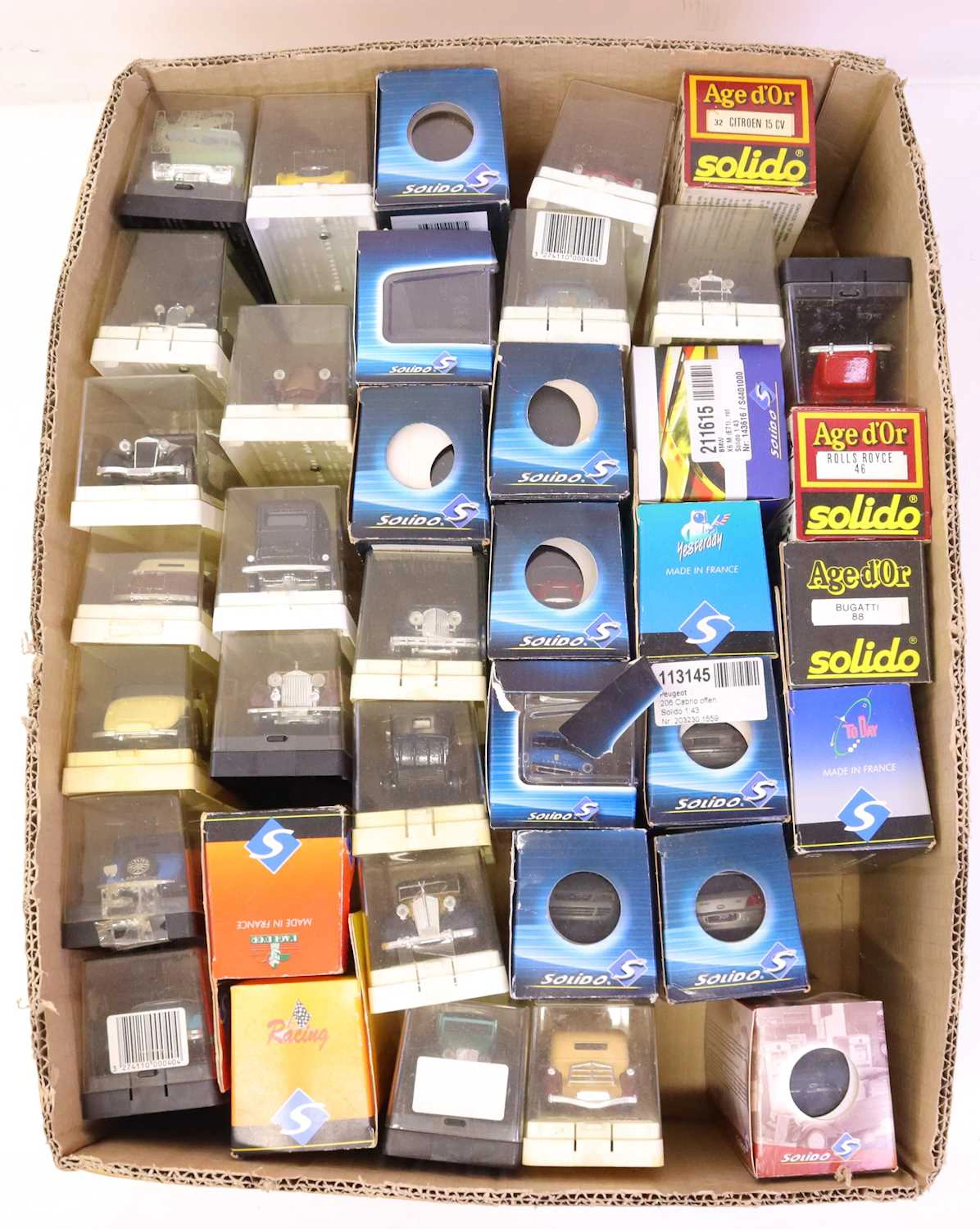 Lot 224 - A large quantity of Solido 1/43 scale