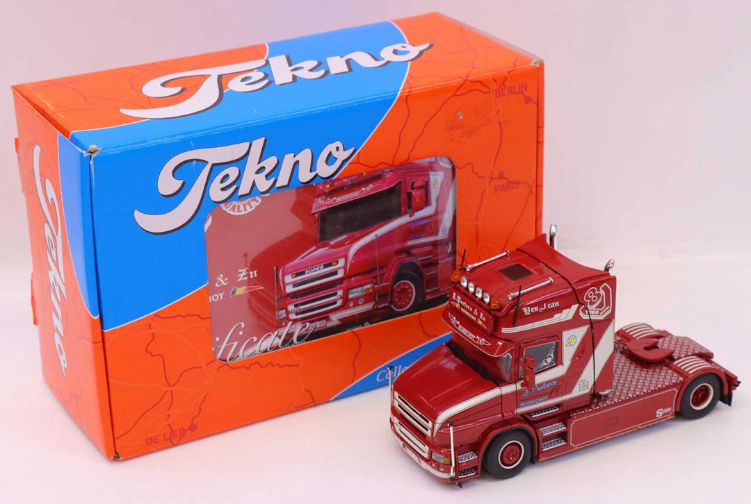 Lot 83 - Tekno 1/50th scale No.85100 J.Peeters Scania
