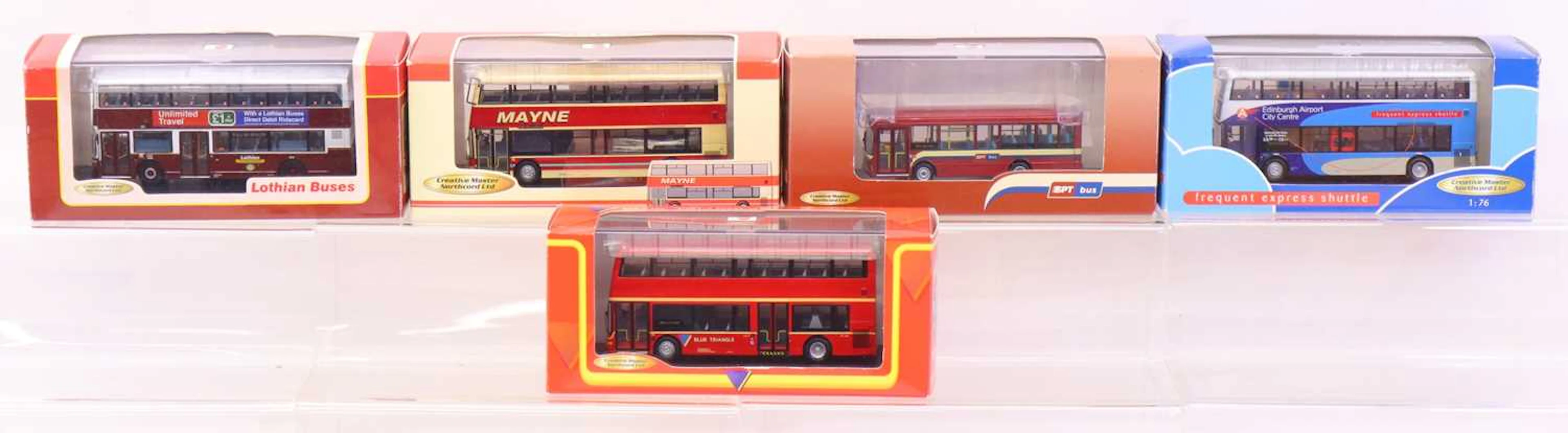 Lot 285 - Creative Master 1/76th scale public