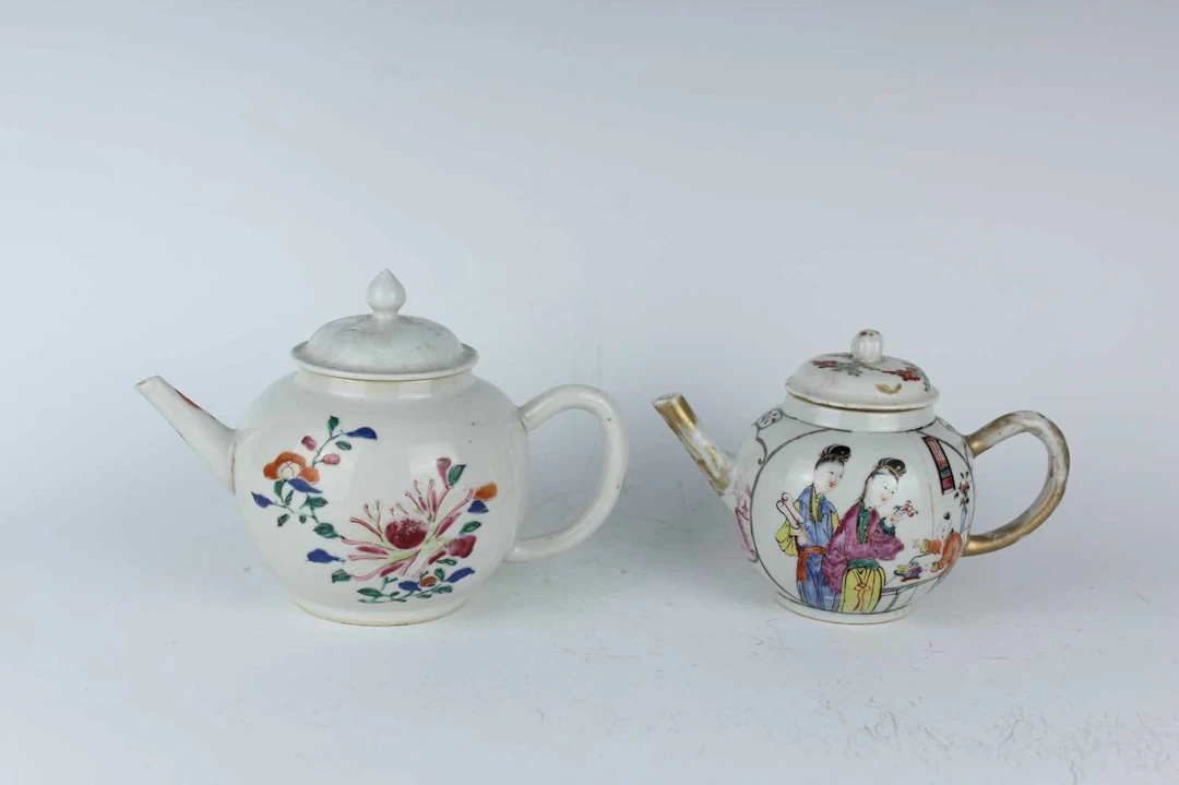 Lot 128 - Two Chinese export famille rose porcelain