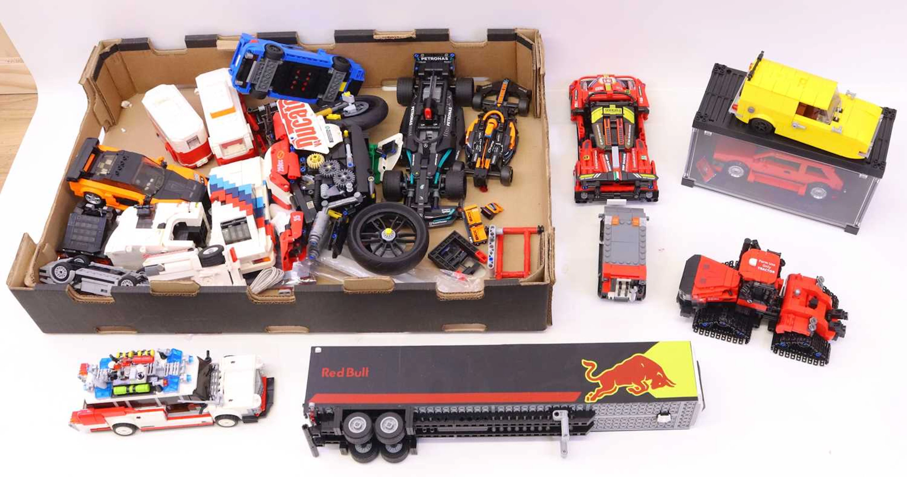 Lot 54 - One tray containing various Lego built models