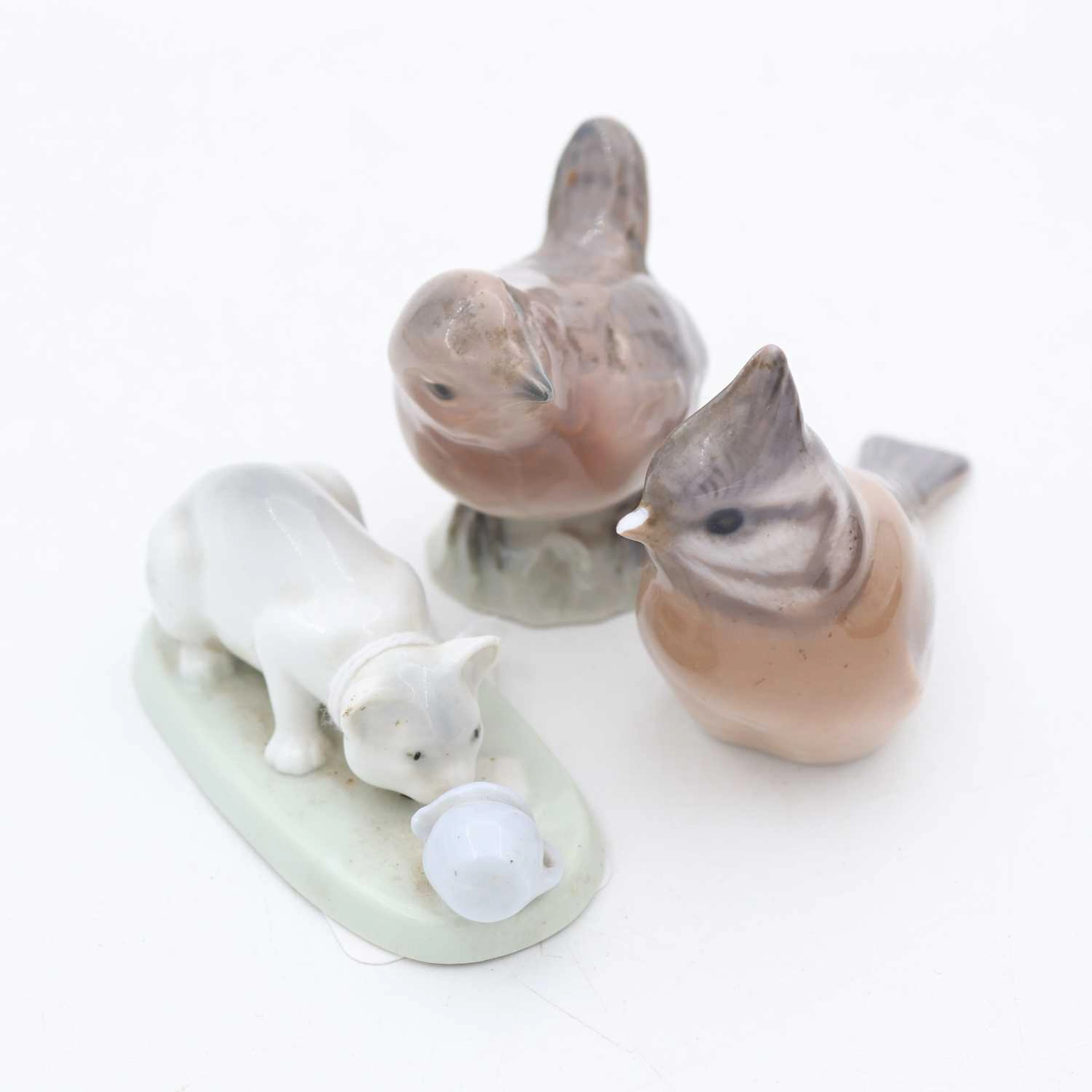 Lot 290 - A Galluba & Hofmann porcelain figure of a