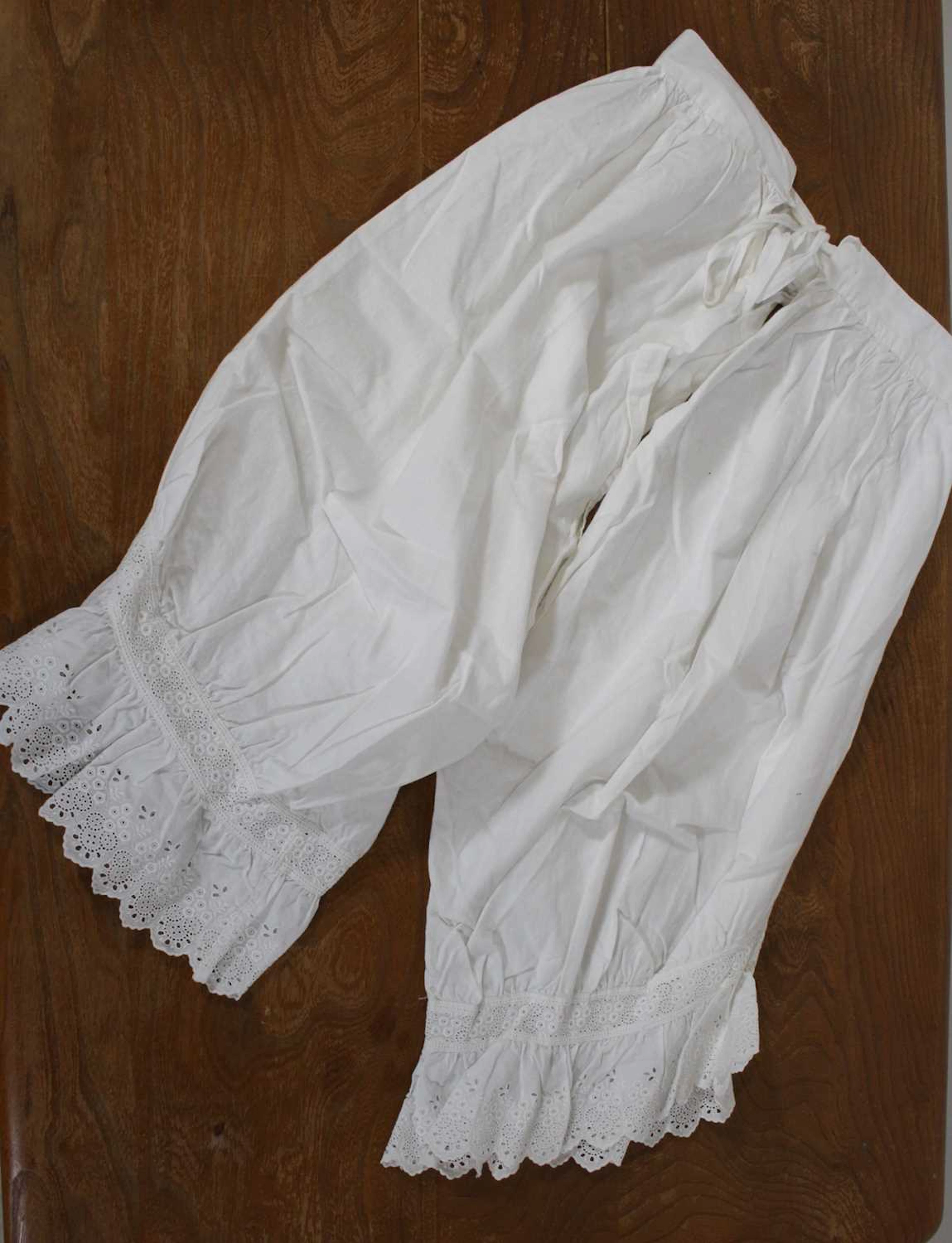 Lot 470 - A collection of late Victorian / Edwardian
