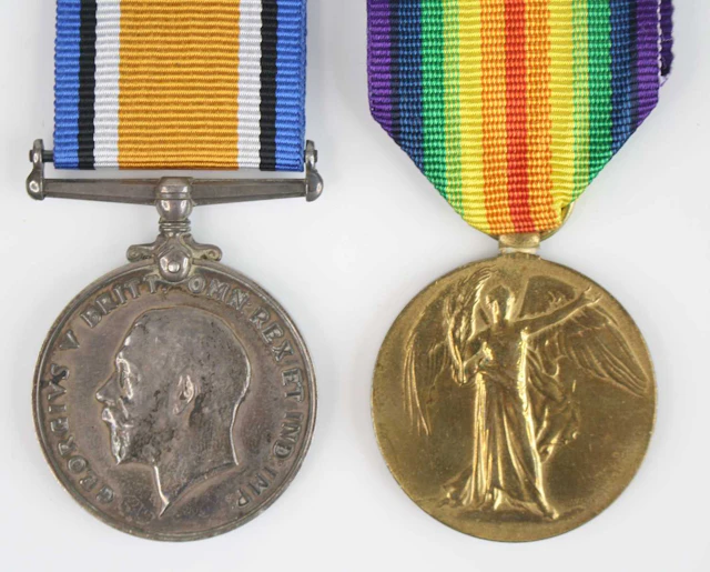 Lot 1124 - A pair of WW I medals to include British