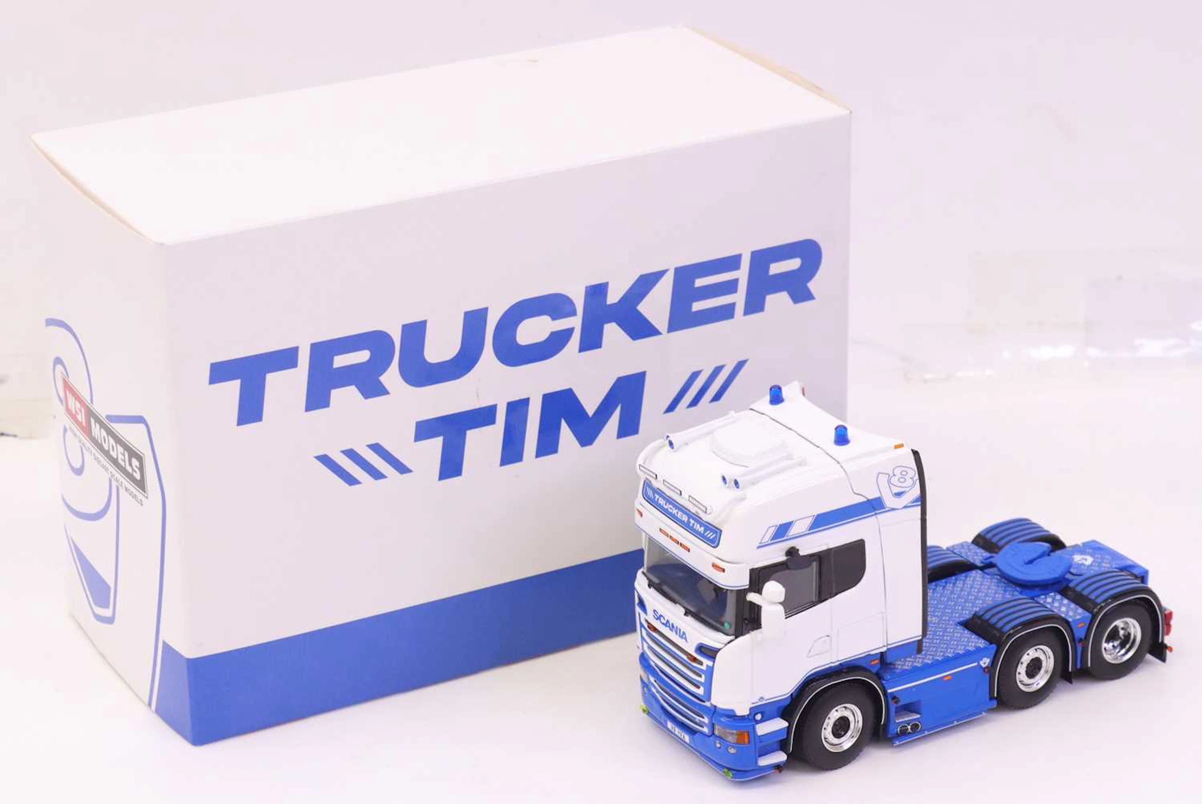 Lot 104 - A WSI Models with Anglo-Dutch model trucks