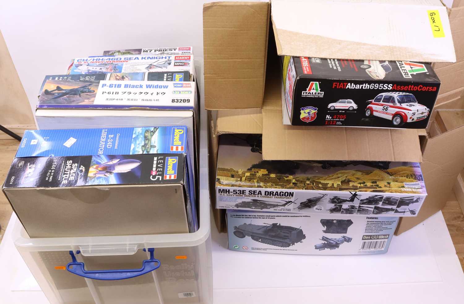 Lot 44 - Three boxes containing mixed scale Revell