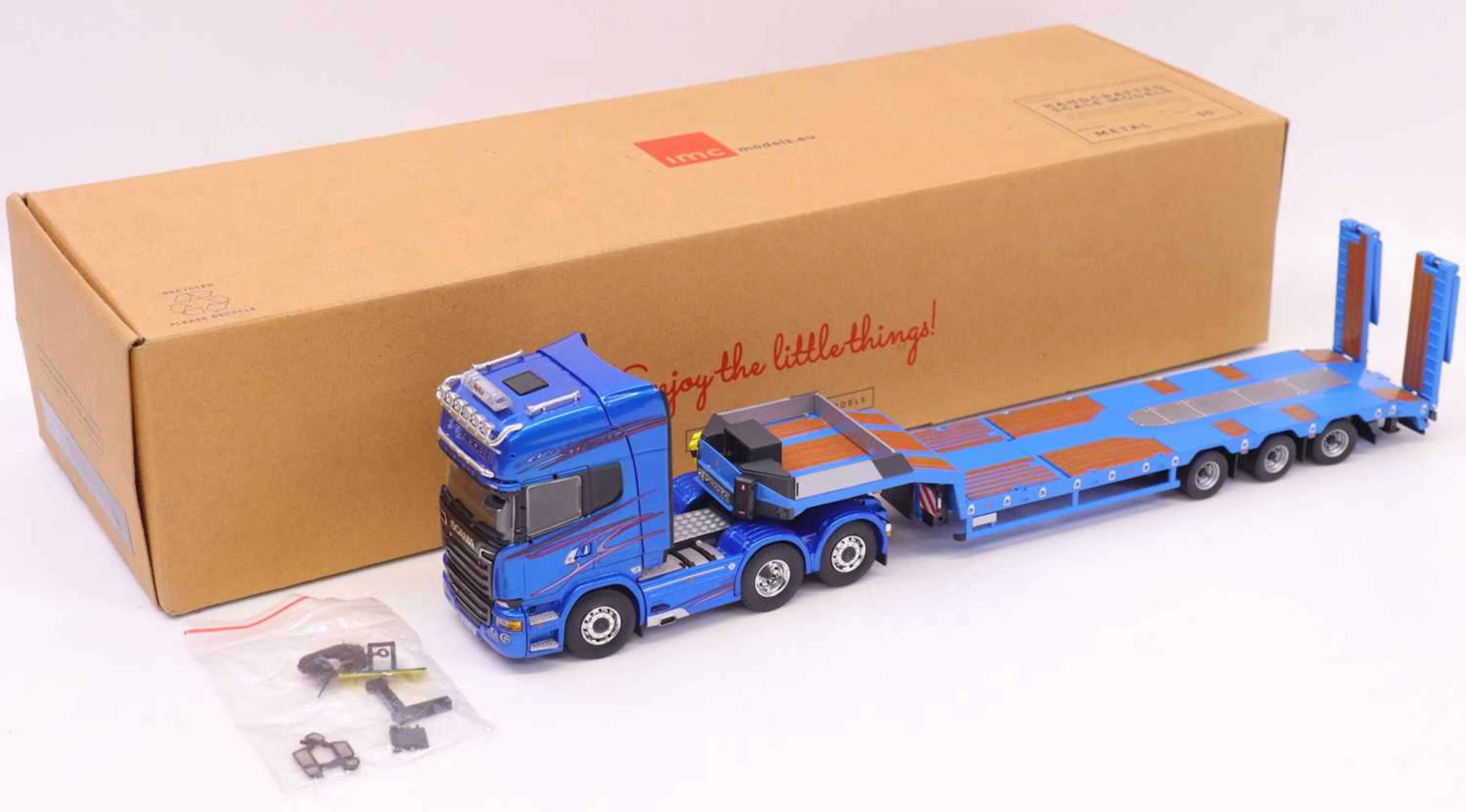 Lot 135 - IMC Models 1:50 scale no. 31-0091 J & G