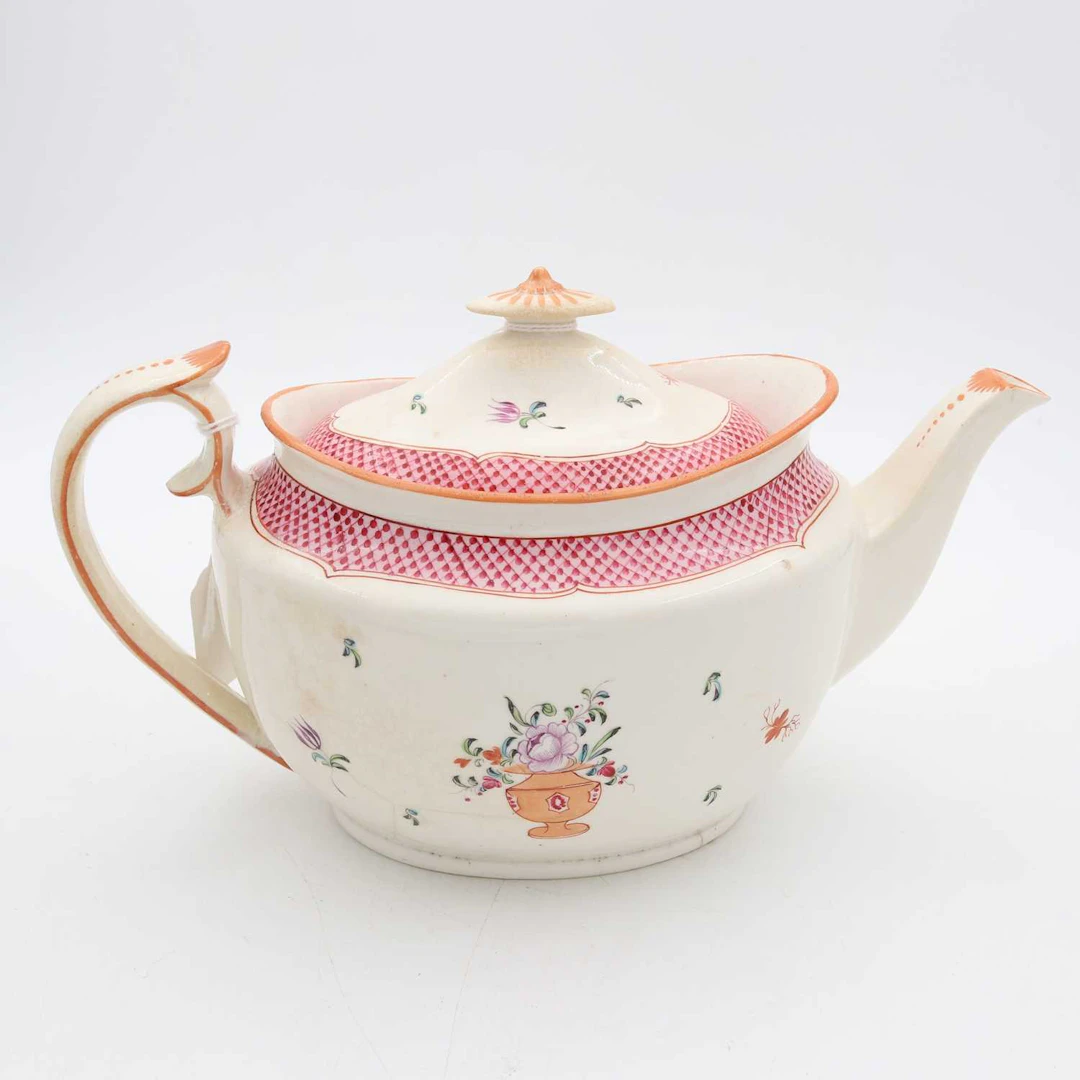 Lot 111 - A J & W Ridgeway teapot and cover, early
