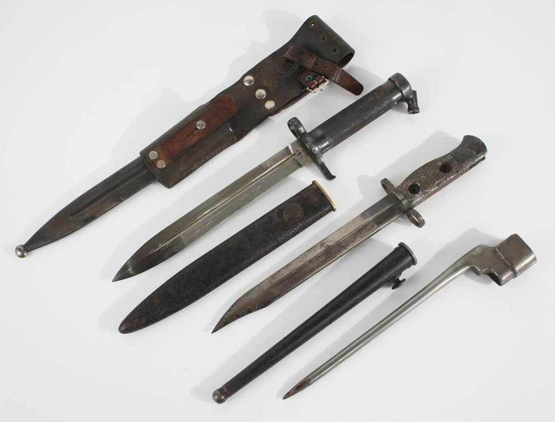 Lot 1290 - A Swedish M1896 Mauser bayonet, having a