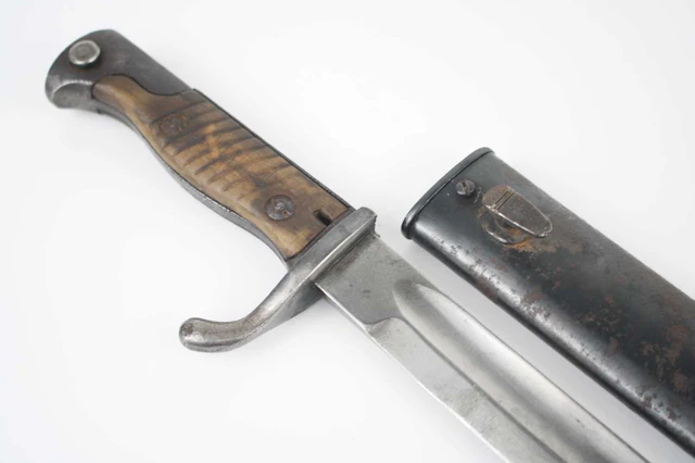 Lot 1237 - A German 1898/05 pattern butcher bayonet