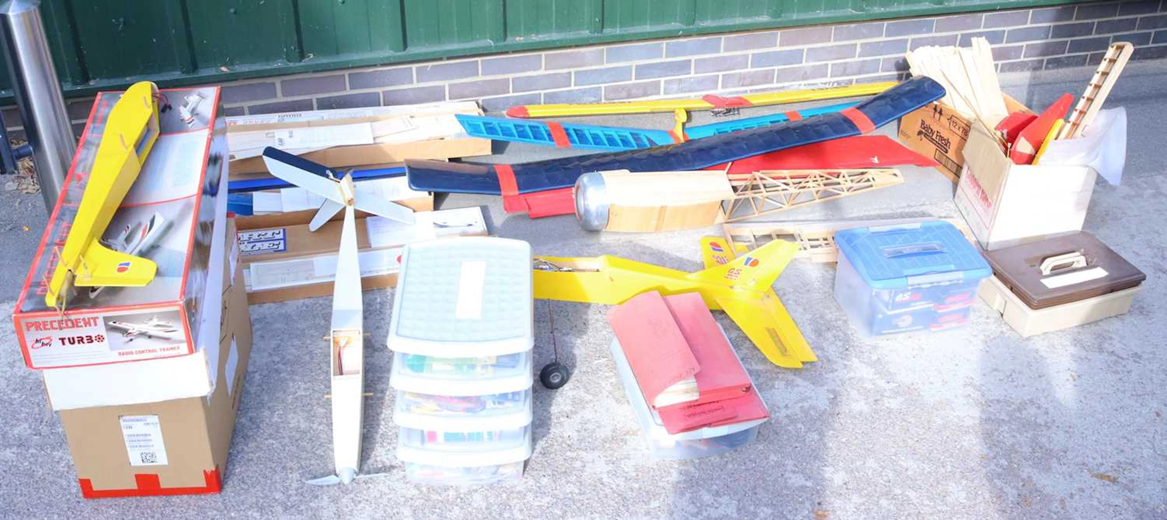 Lot 268 - A very large and extensive collection of
