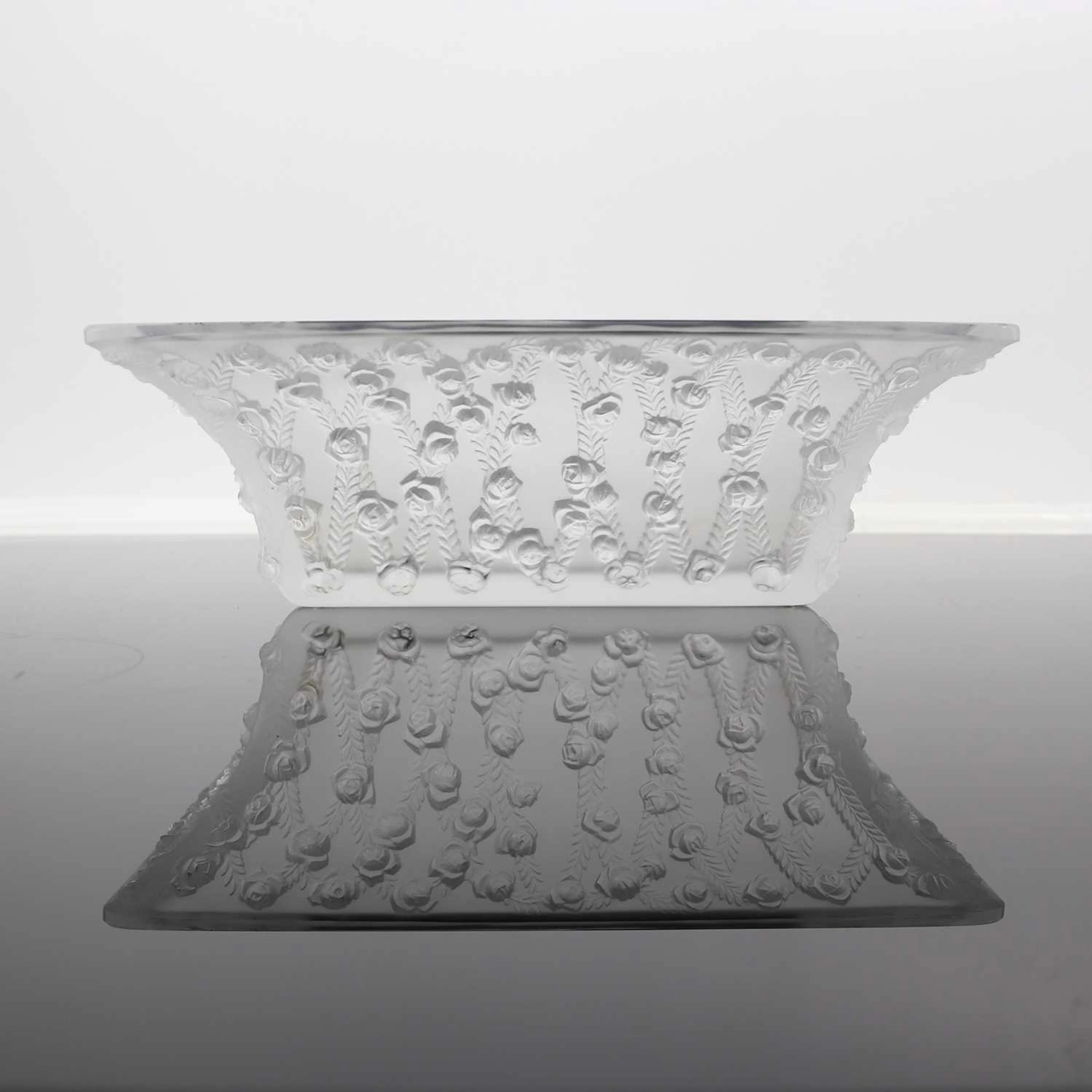 Lot 317 - Lalique - a contemporary 'Roses' heavy glass