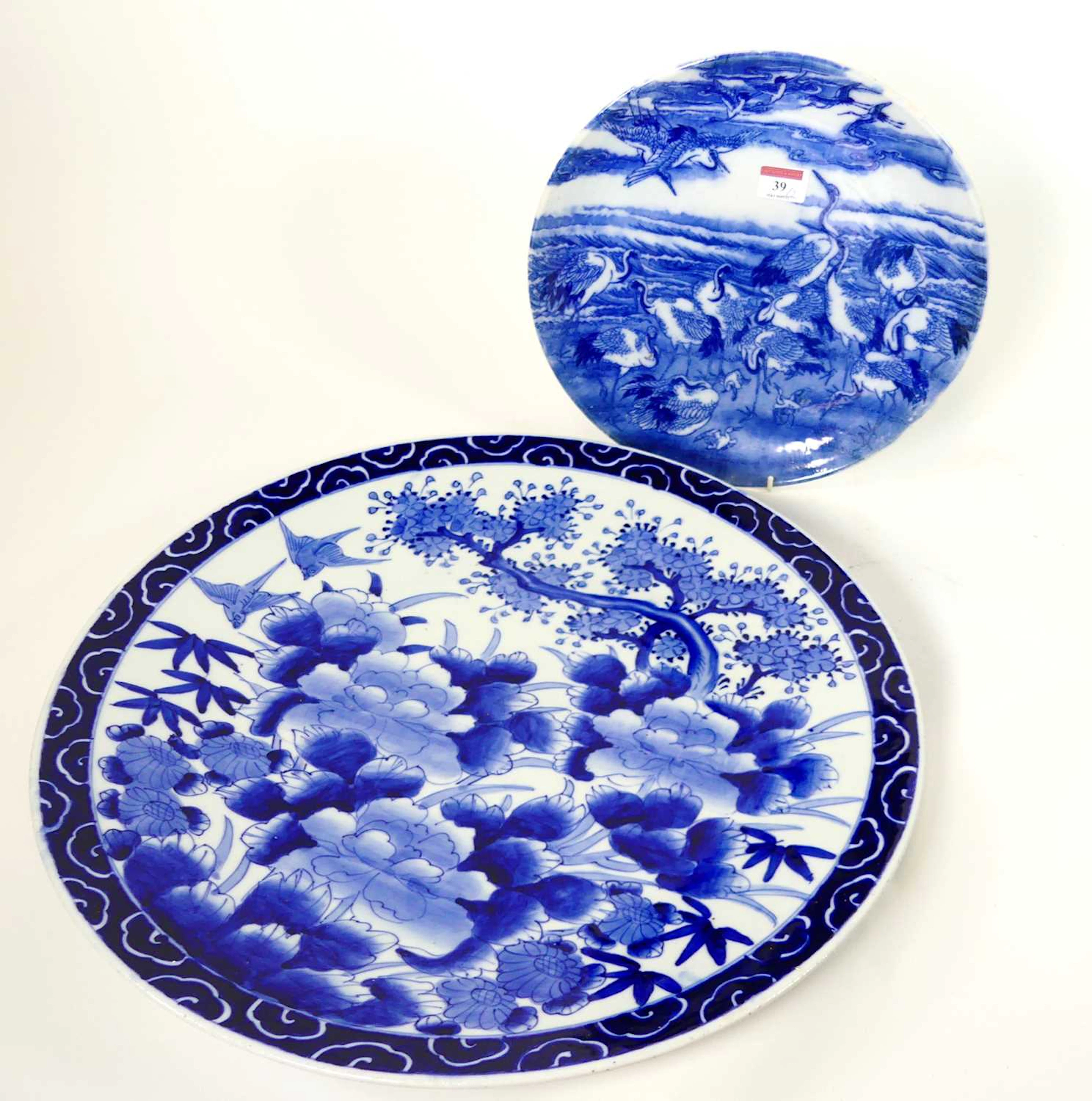 Lot 39 - A Japanese porcelain blue & white charger