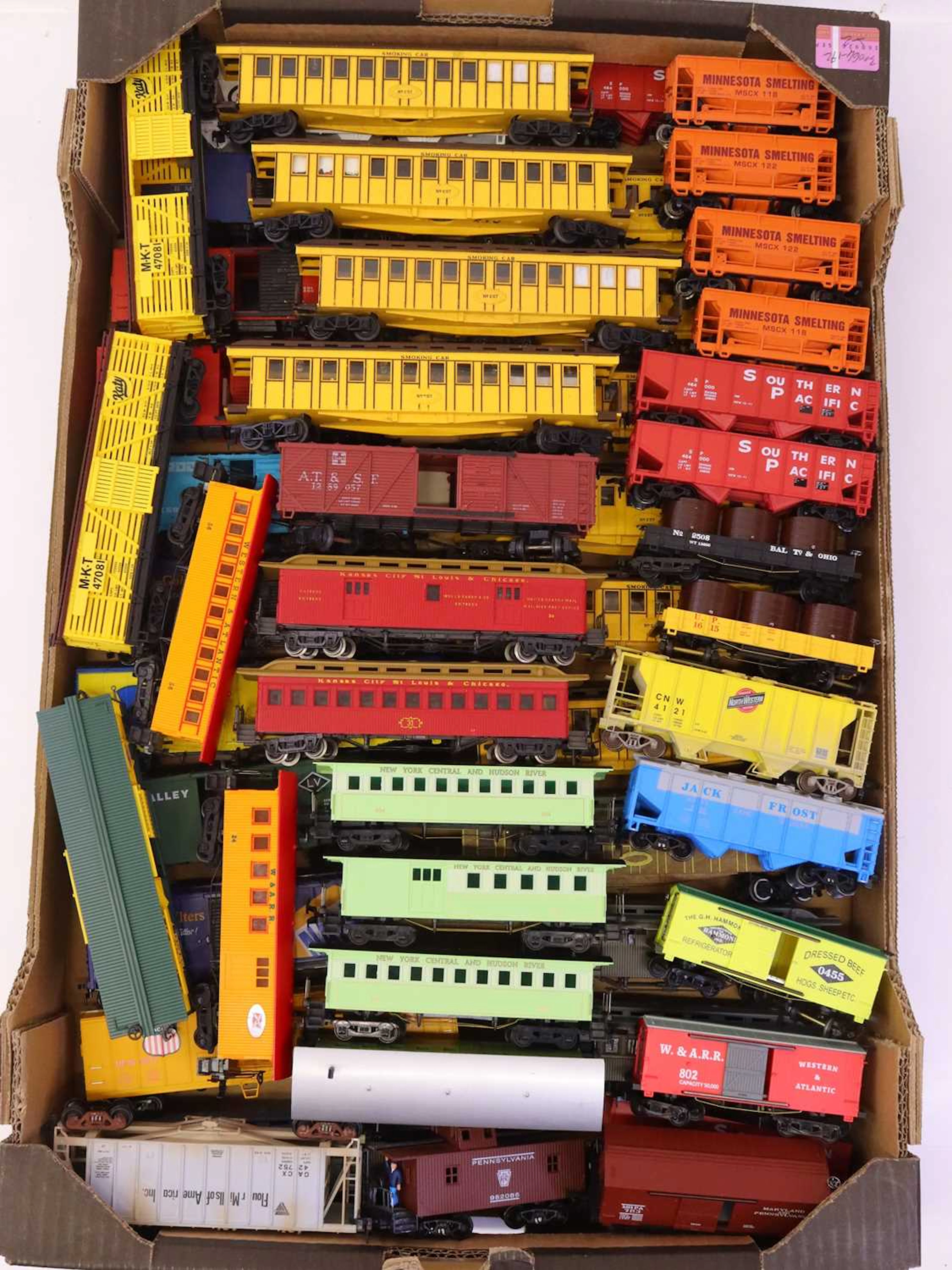 Lot 735 - One tray containing various unboxed HO gauge