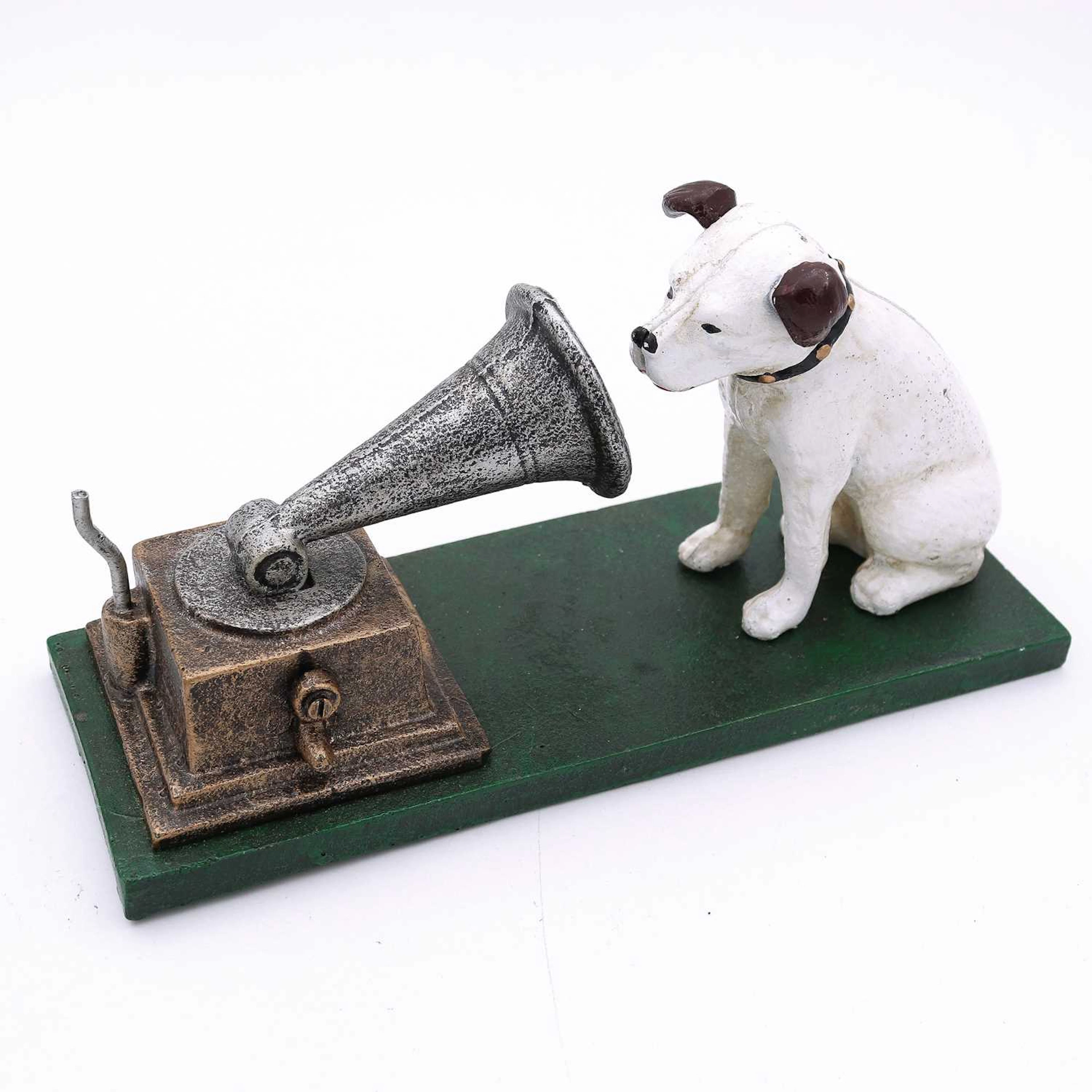 Lot 107 - A reproduction painted cast metal HMV