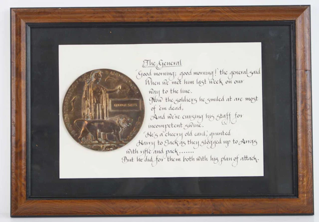 Lot 1092 - A WW I bronze memorial plaque, naming