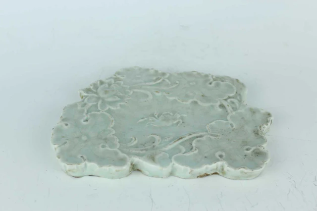 Lot 56 - A Chinese Qingbai-glazed lotus pond and crab