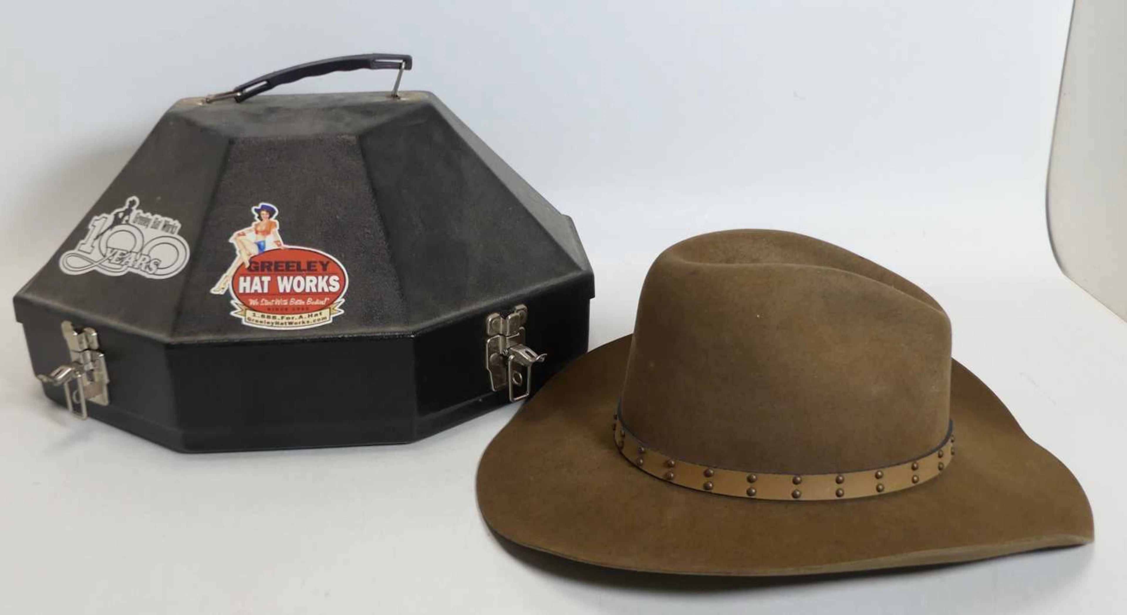 Lot 1342 - A collection of various Stetson and other