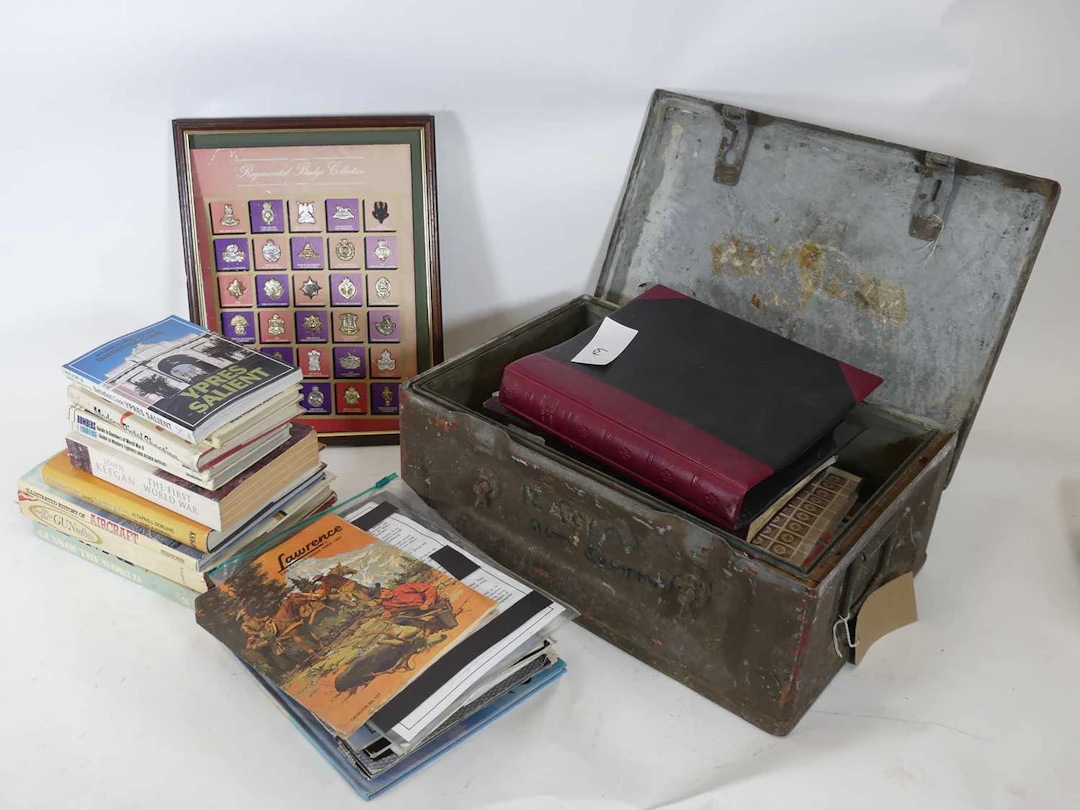 Lot 1016 - An ammunition crate of miscellaneous items