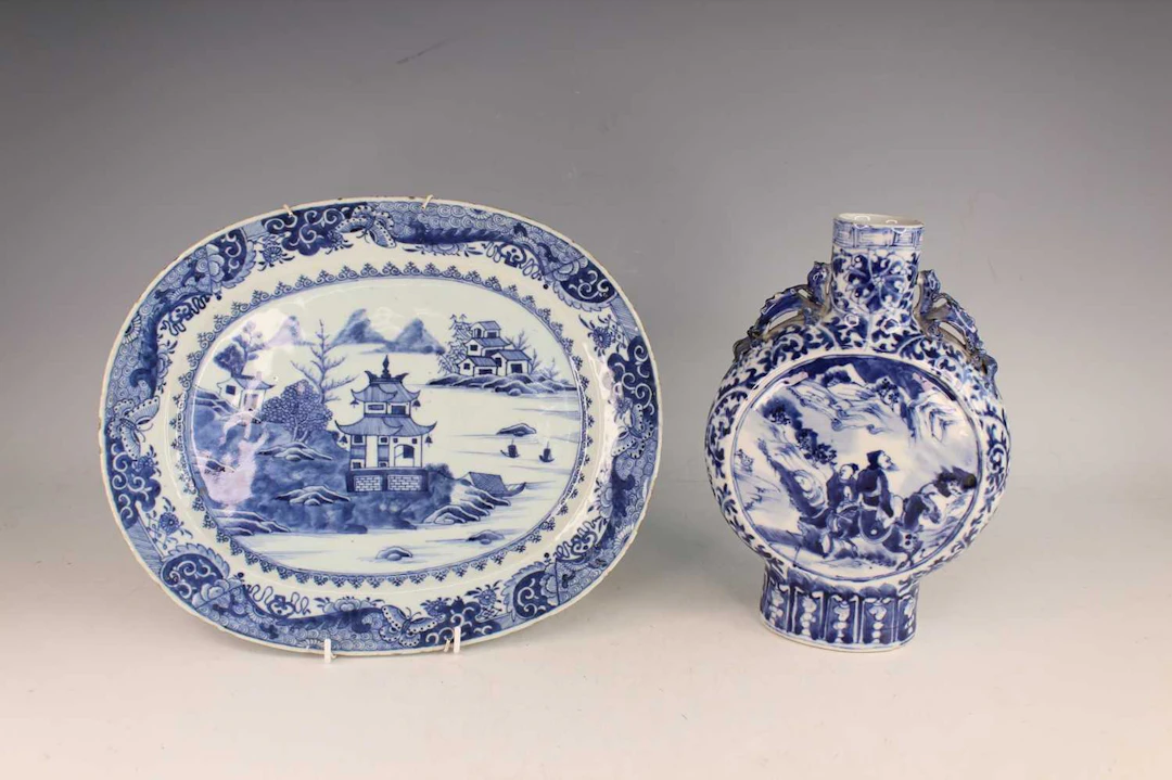 Lot 15 - A Chinese Blue and White Moon Flask and an