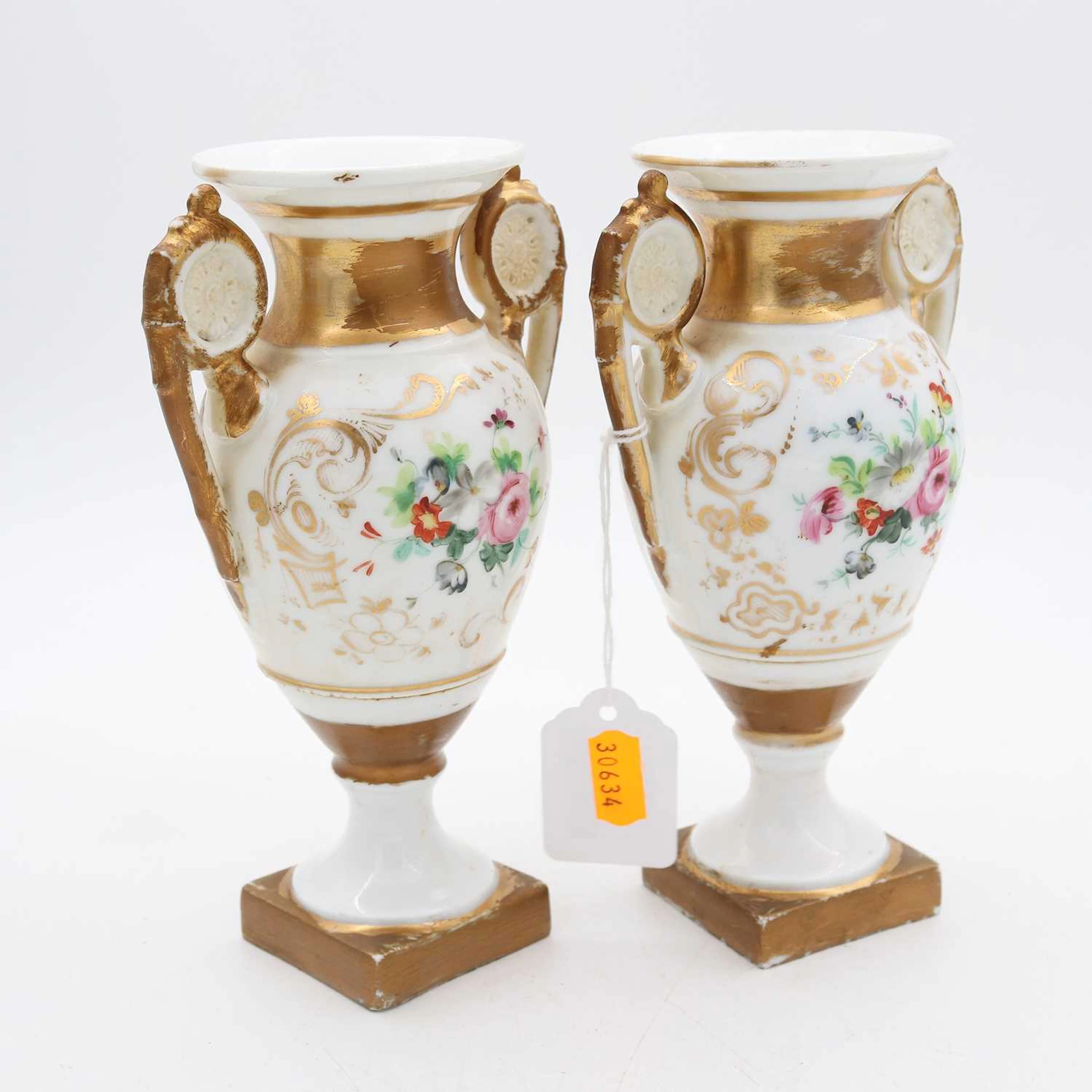 Lot 89 - A pair of 19th century French porcelain