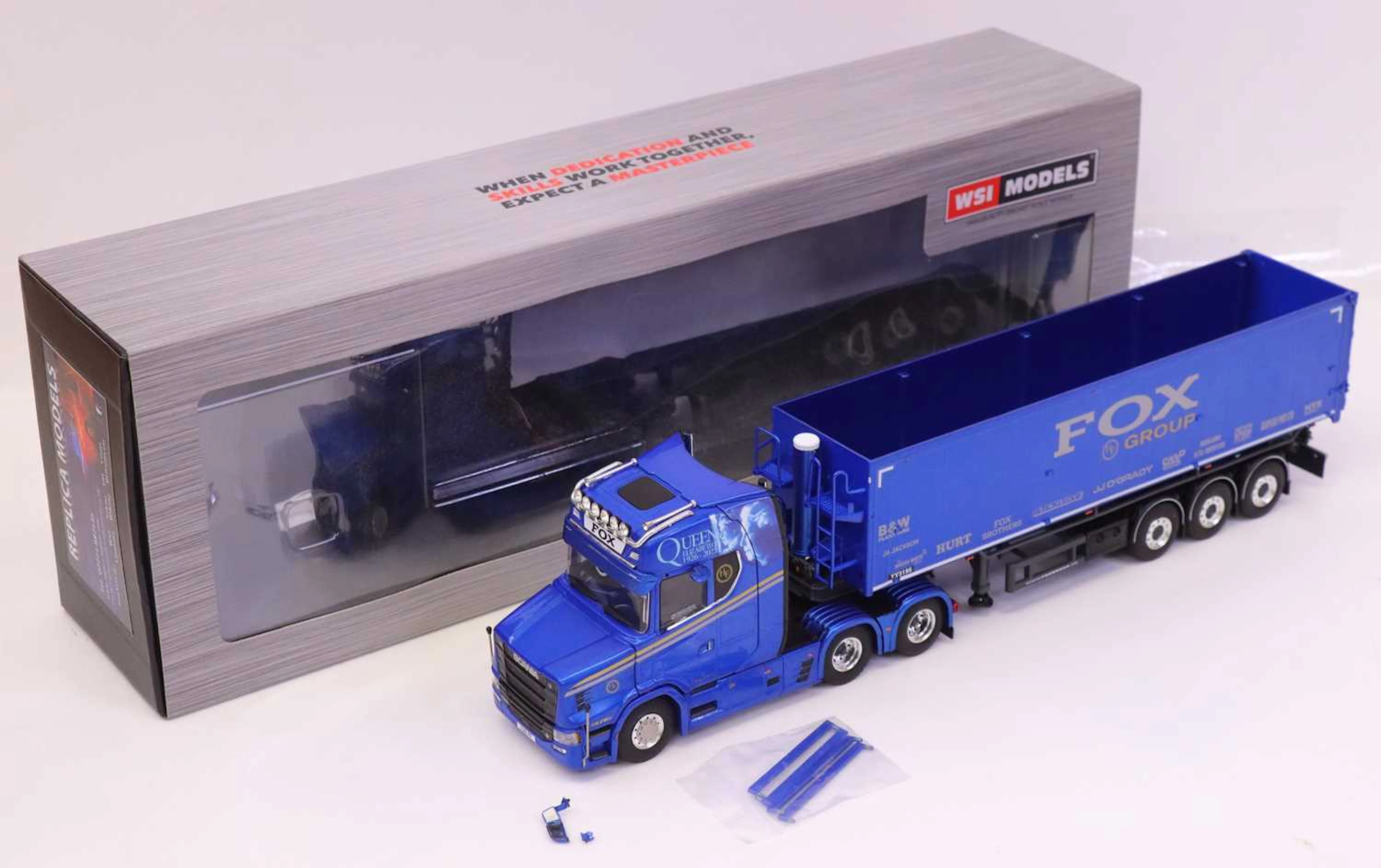 Lot 16 - WSI Models 1/50th scale No.02-3427 Fox Bros