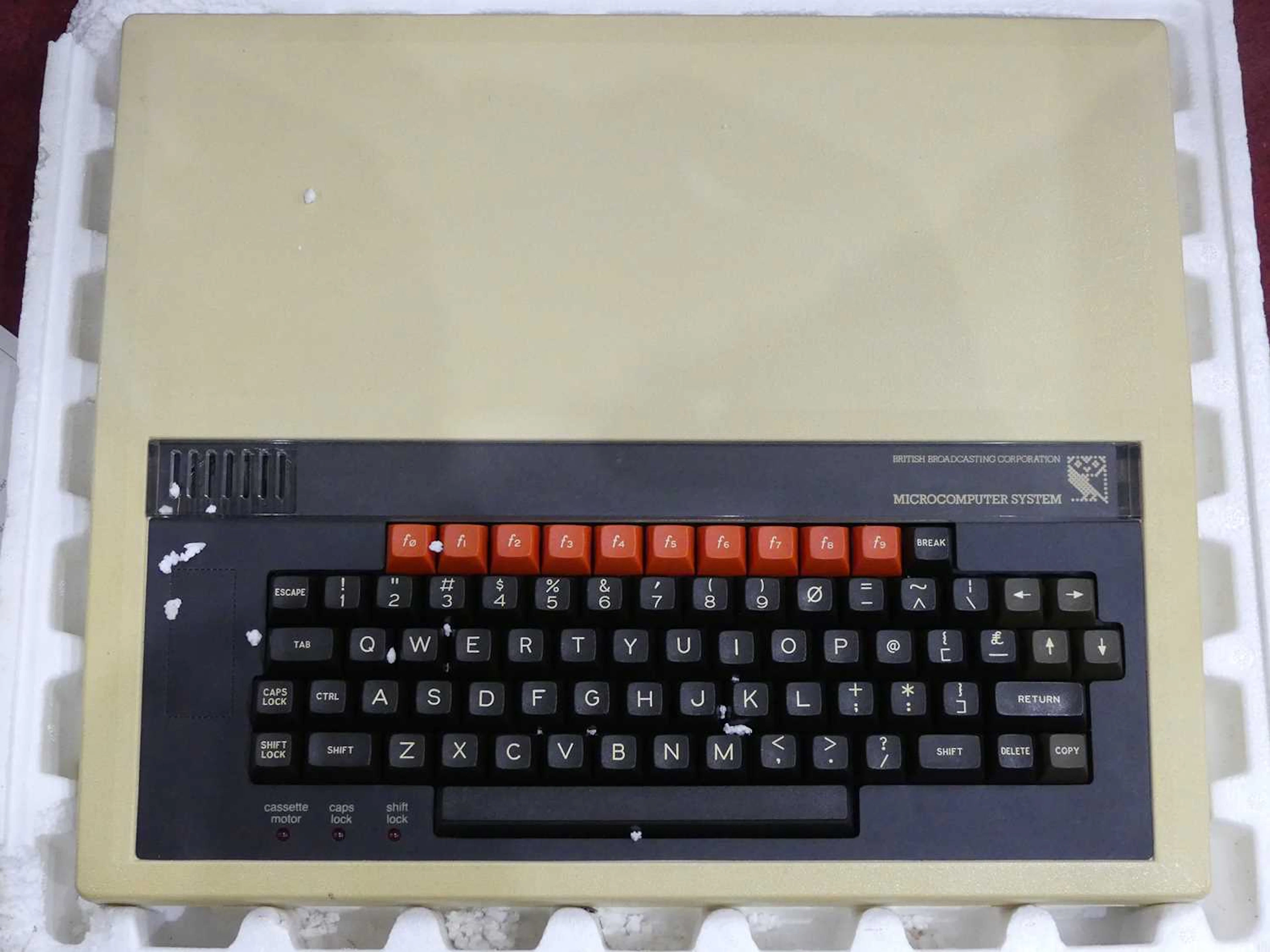 Lot 67 - A BBC micro-computer system, w.41cm