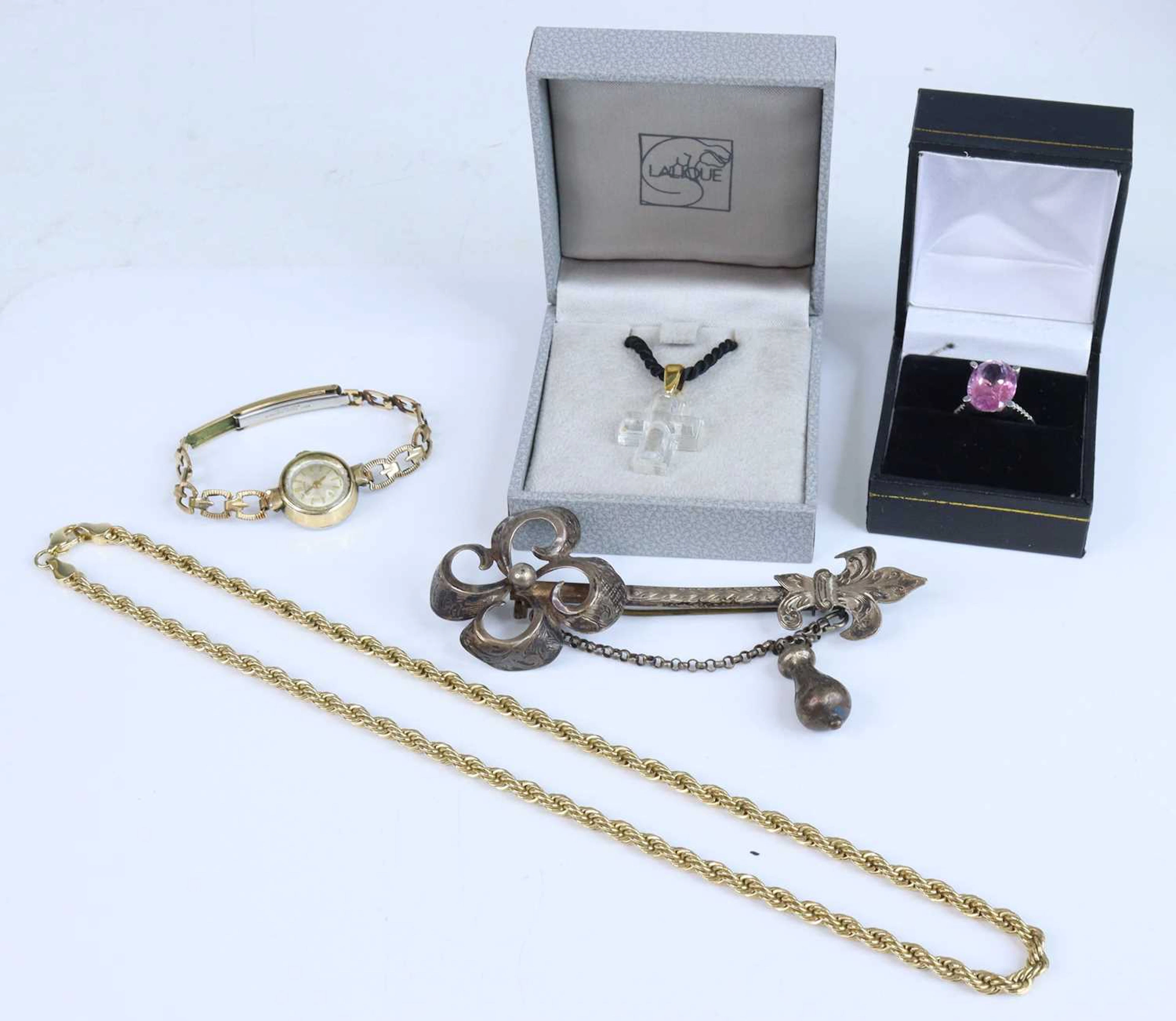 Lot 399 - A gold plated ropetwist necklace; together