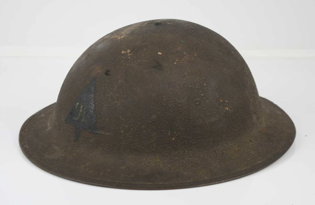 Lot 1074 - An American M1917 Brodie pattern helmet