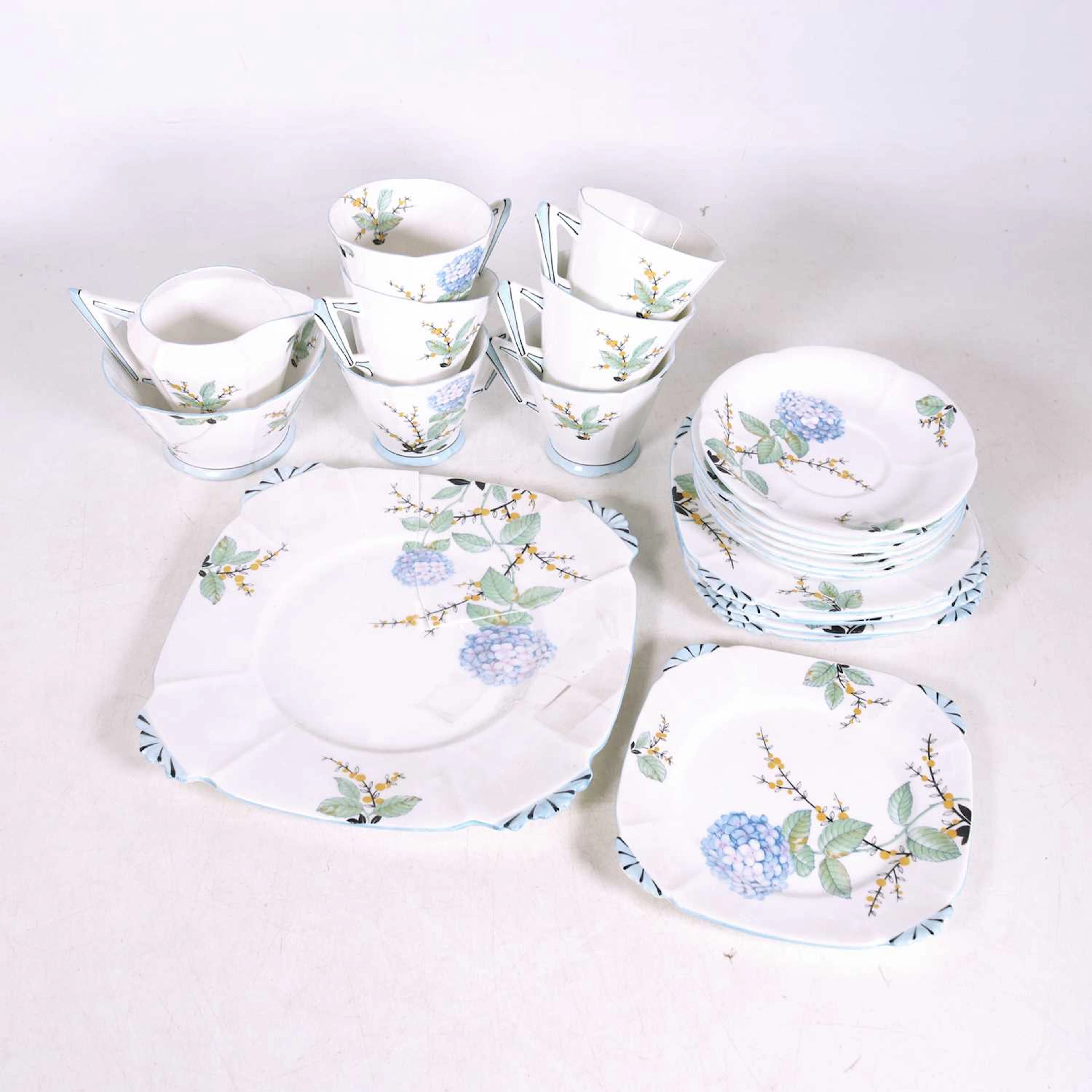 Lot 26 - A Royal Albert Hydrangea pattern six-place
