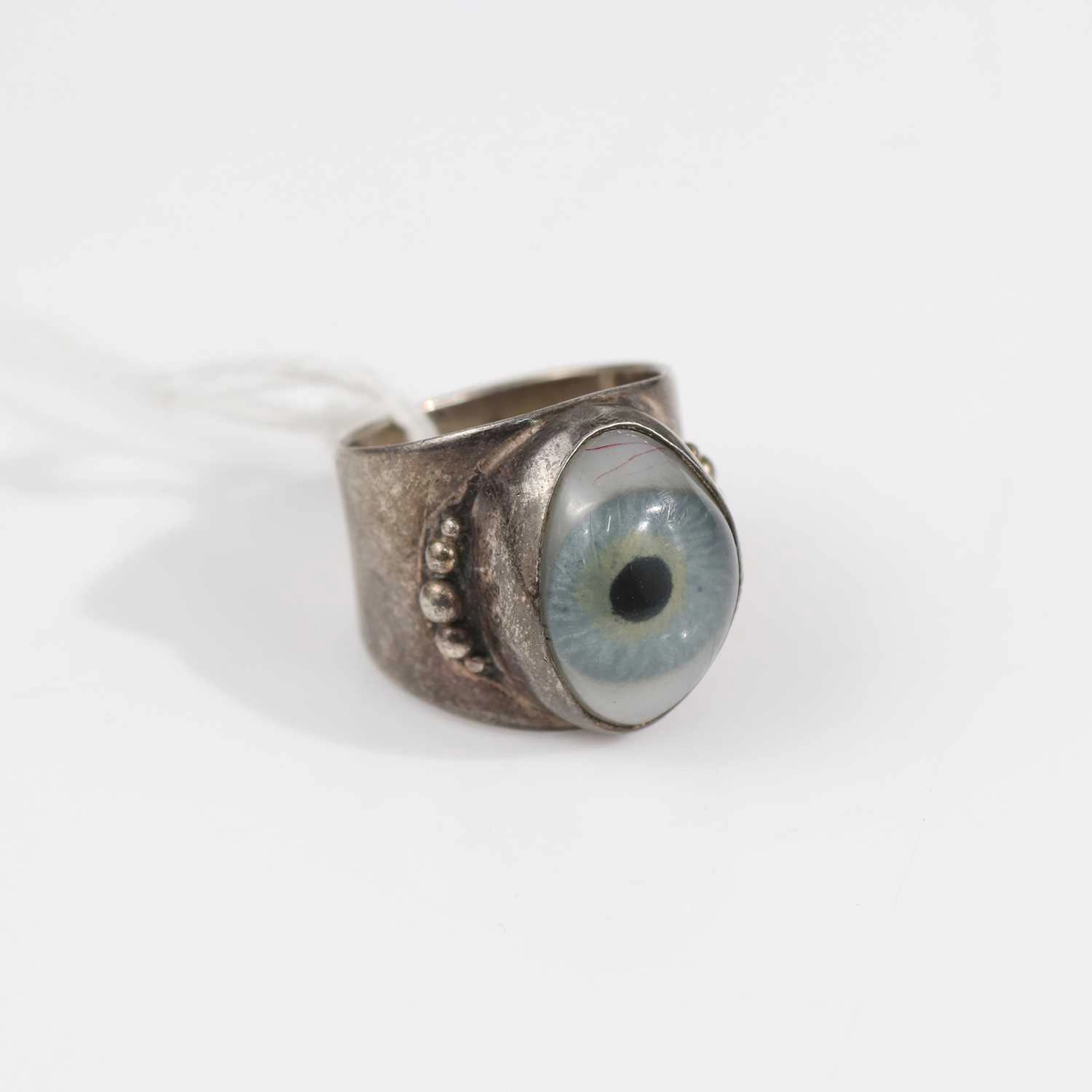 Lot 334 - A contemporary Arts & Crafts silver and