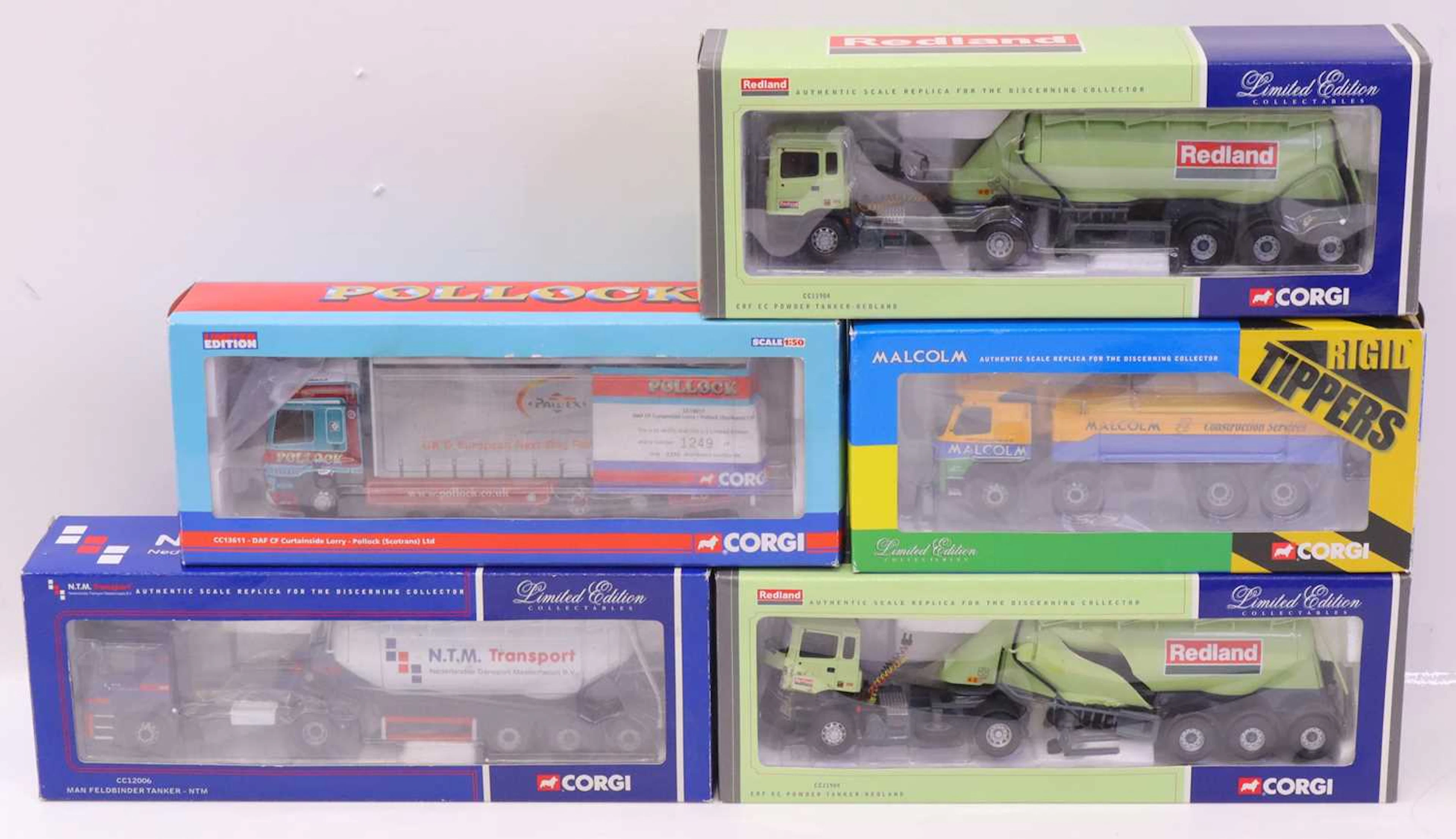 Lot 238 - A collection of five various boxed Corgi