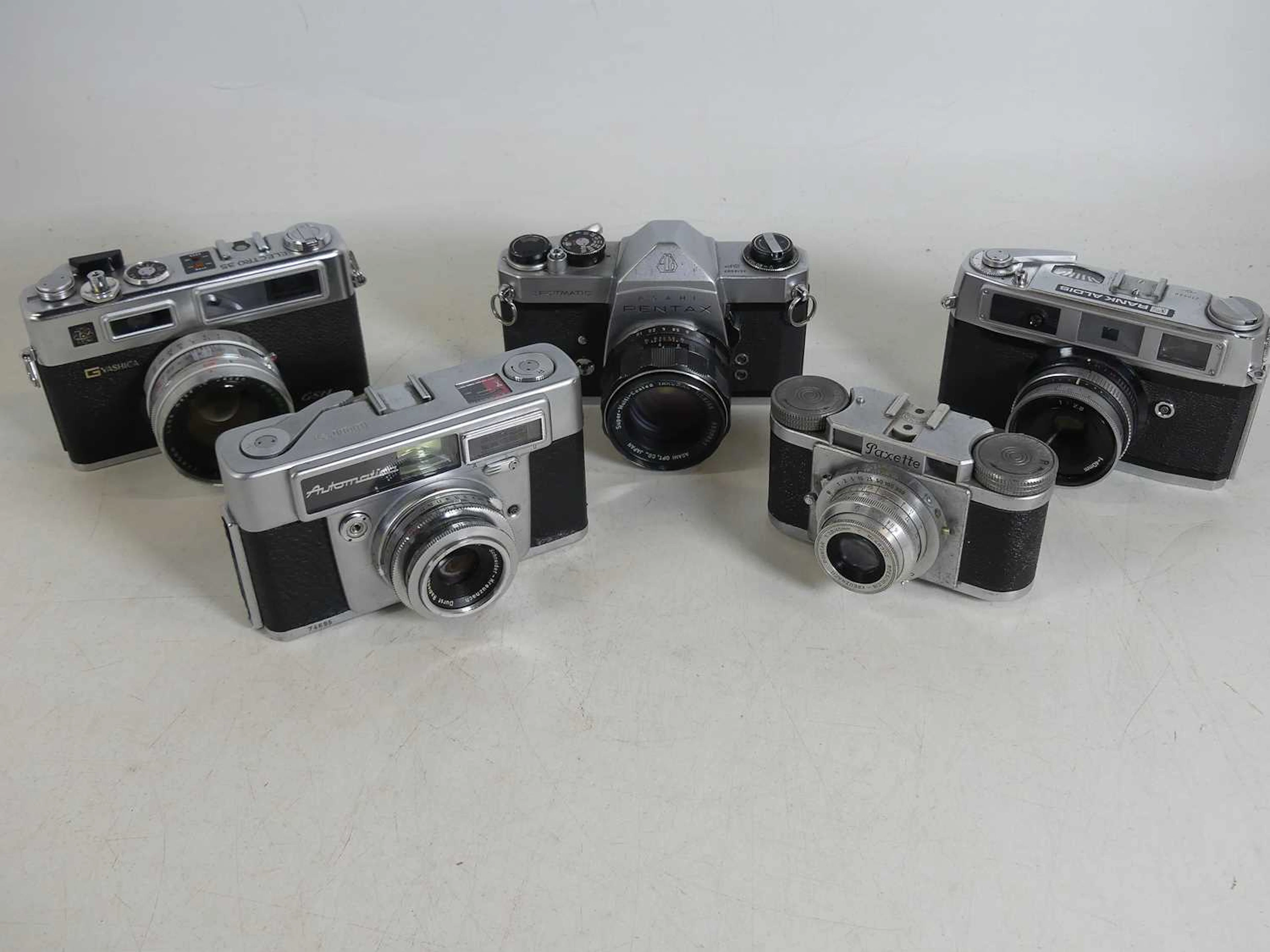 Lot 62 - A Pentax Asahi Spotmatic camera body, with