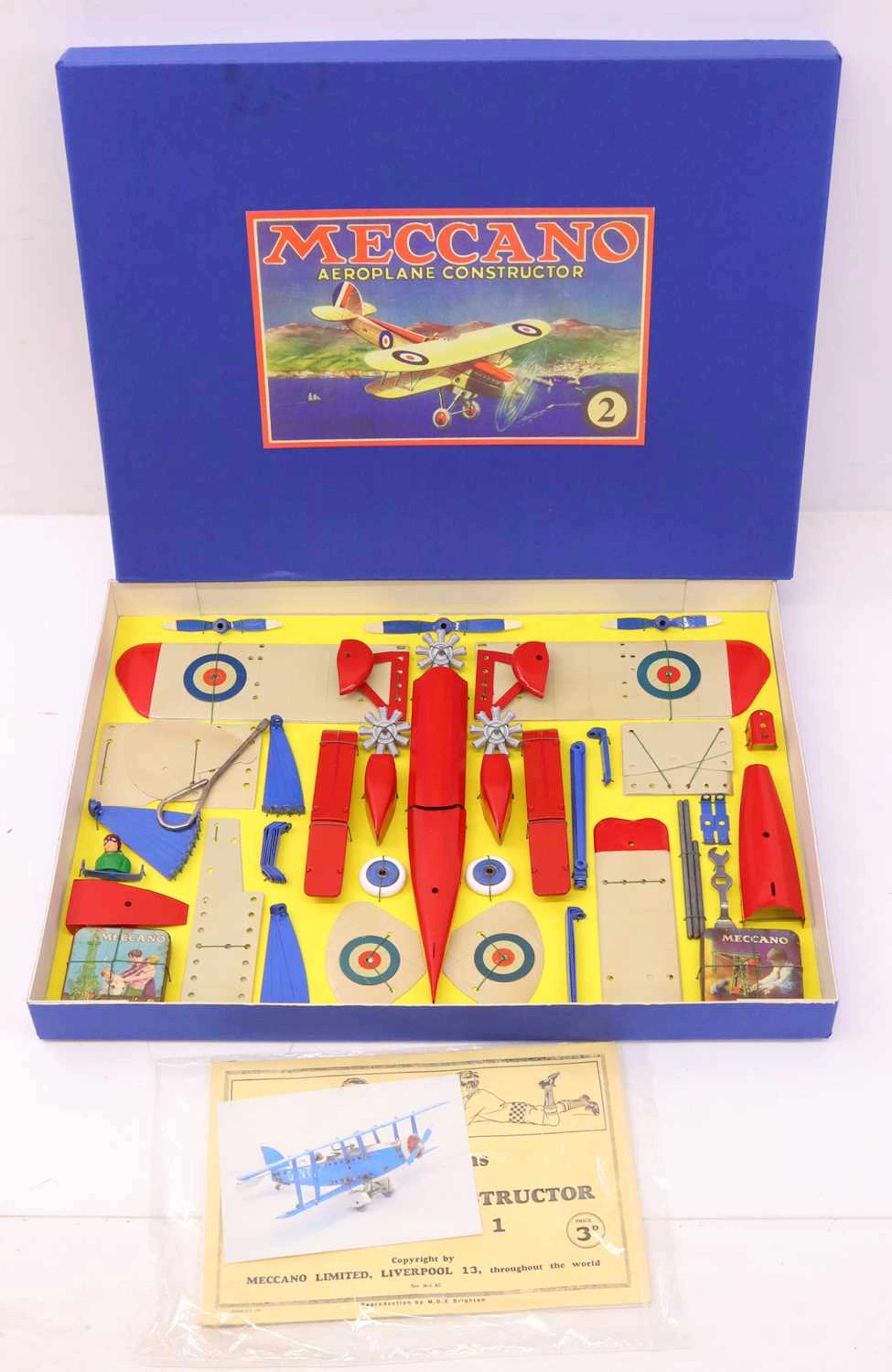 Lot 81 - Meccano constructor No. 2 outfit, comprising