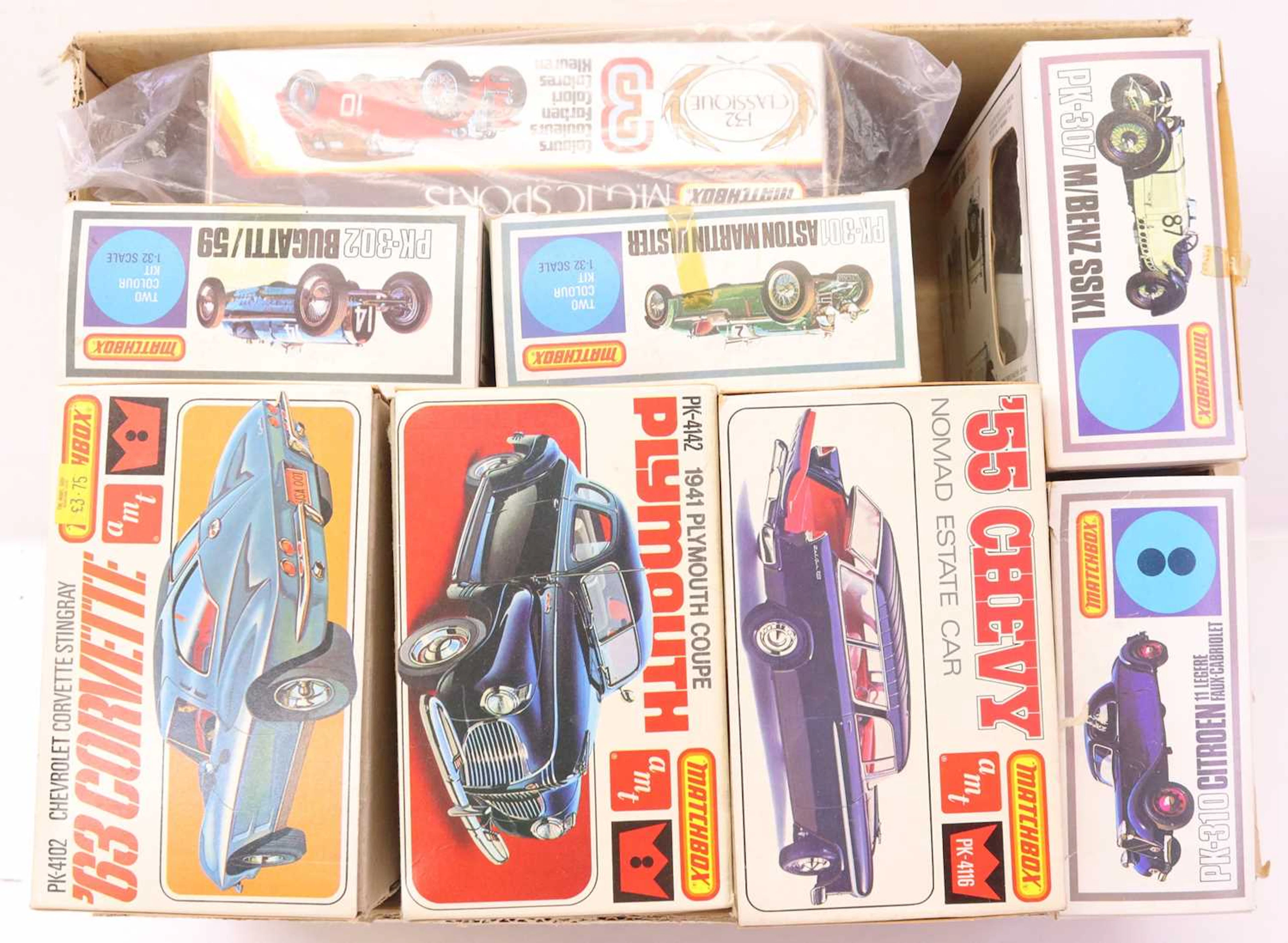 Lot 43 - Collection of mixed scale Matchbox and