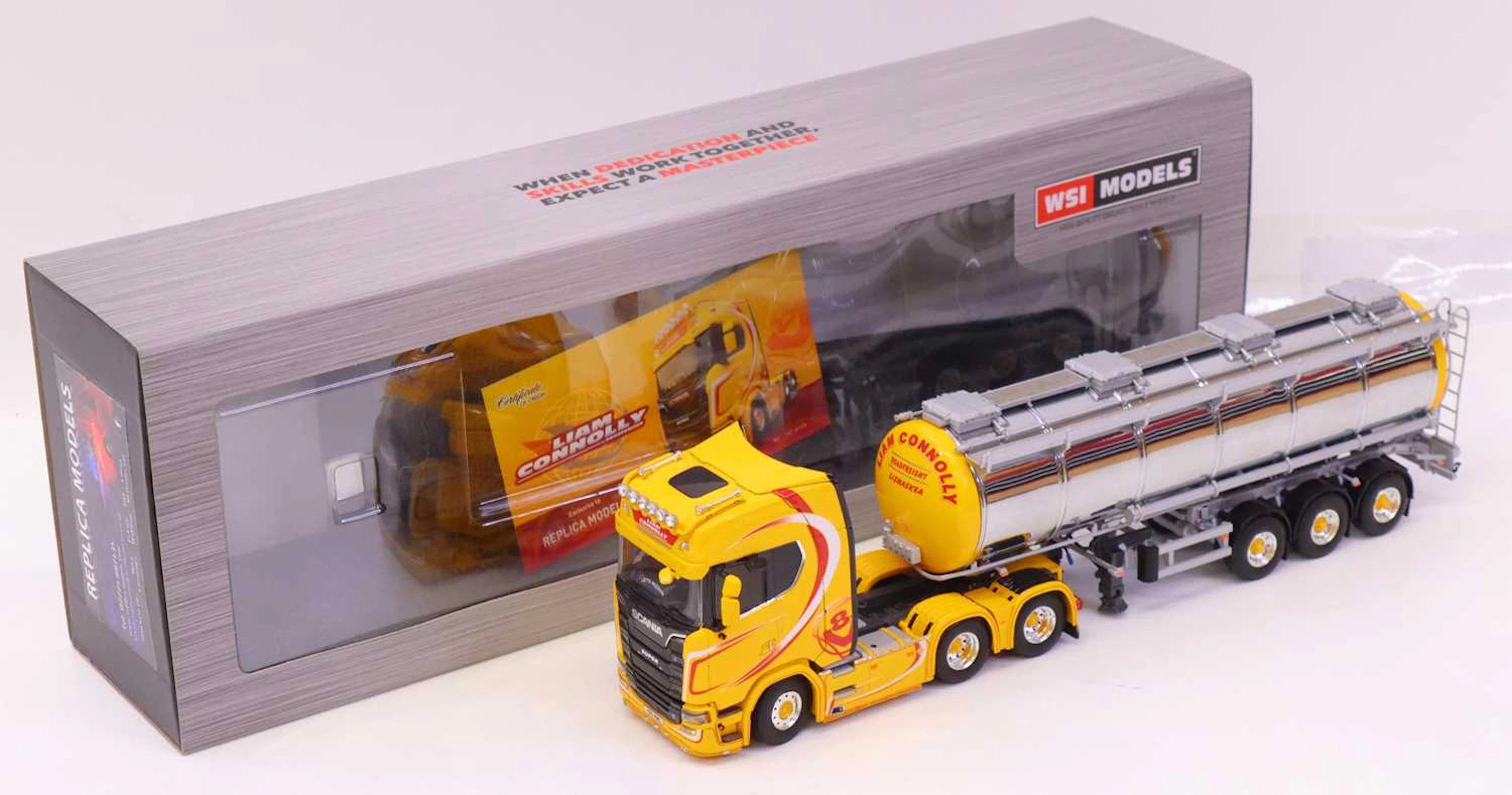 Lot 27 - WSI Models "Replica Models" 1/50th scale
