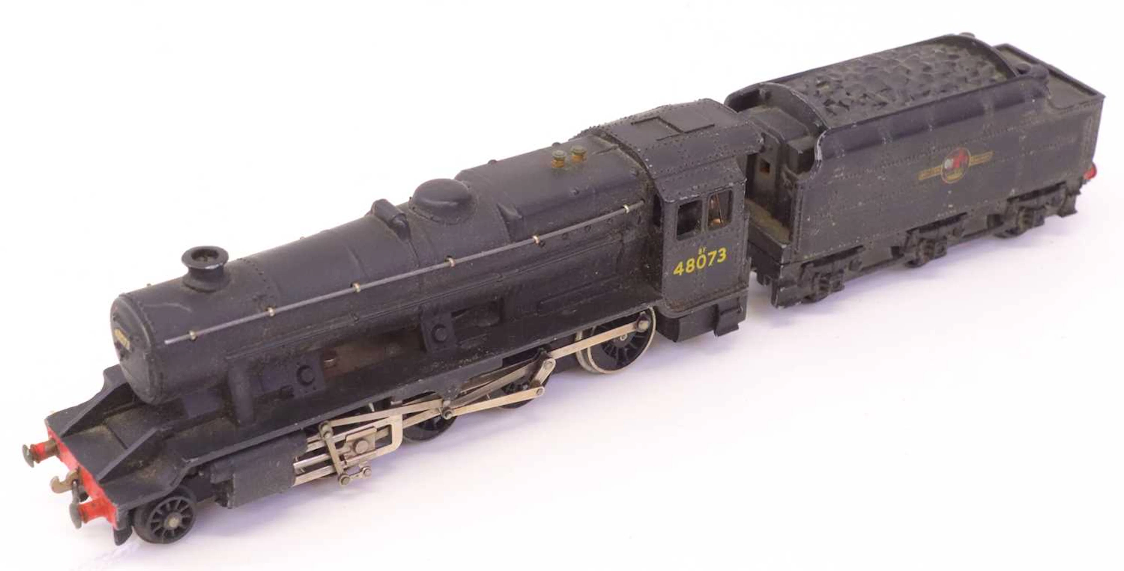 Lot 355 - 2225 Hornby-Dublo 2-rail 2-8-0 8F freight