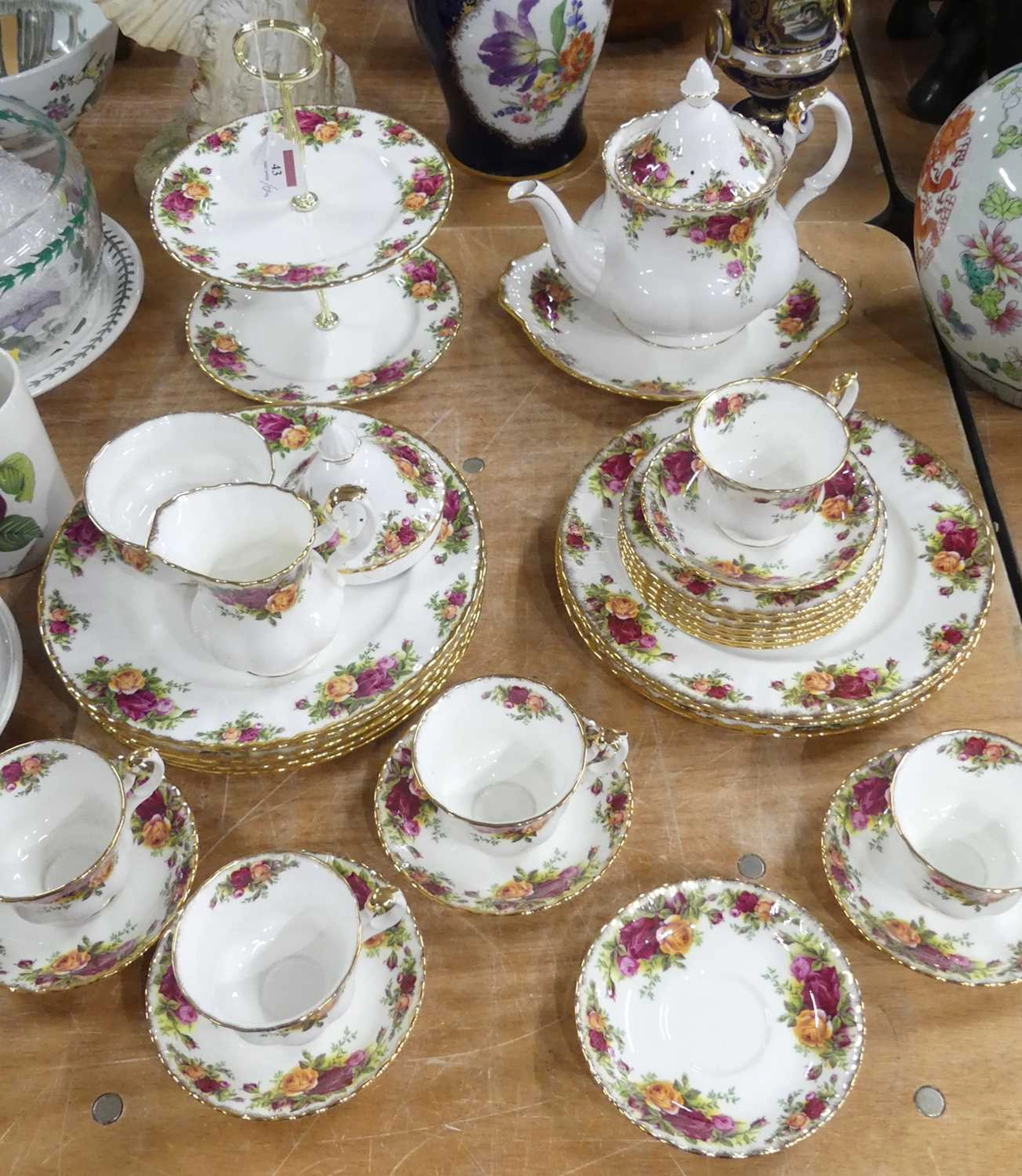 Lot 43 - A collection of Royal Albert Old Country