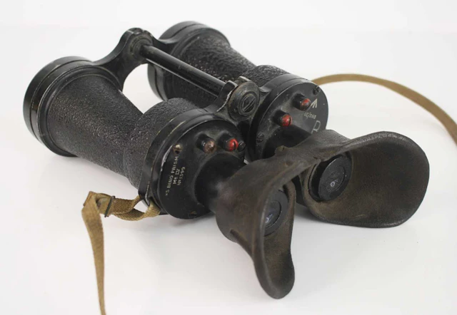 Lot 1017 - A pair of RAF issue x5 Bino Prism Mk IV