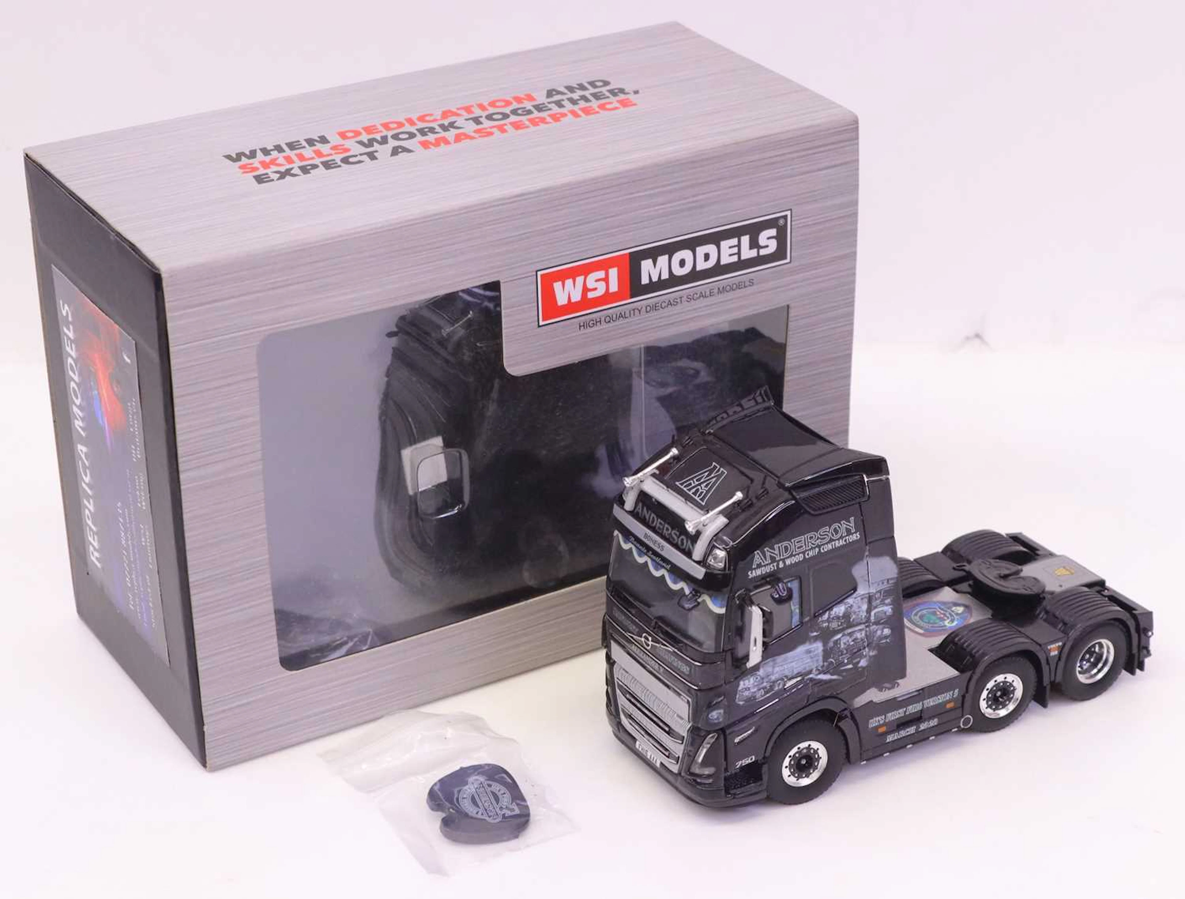 Lot 113 - WSI Models with Replica Models 1:50 scale 02-