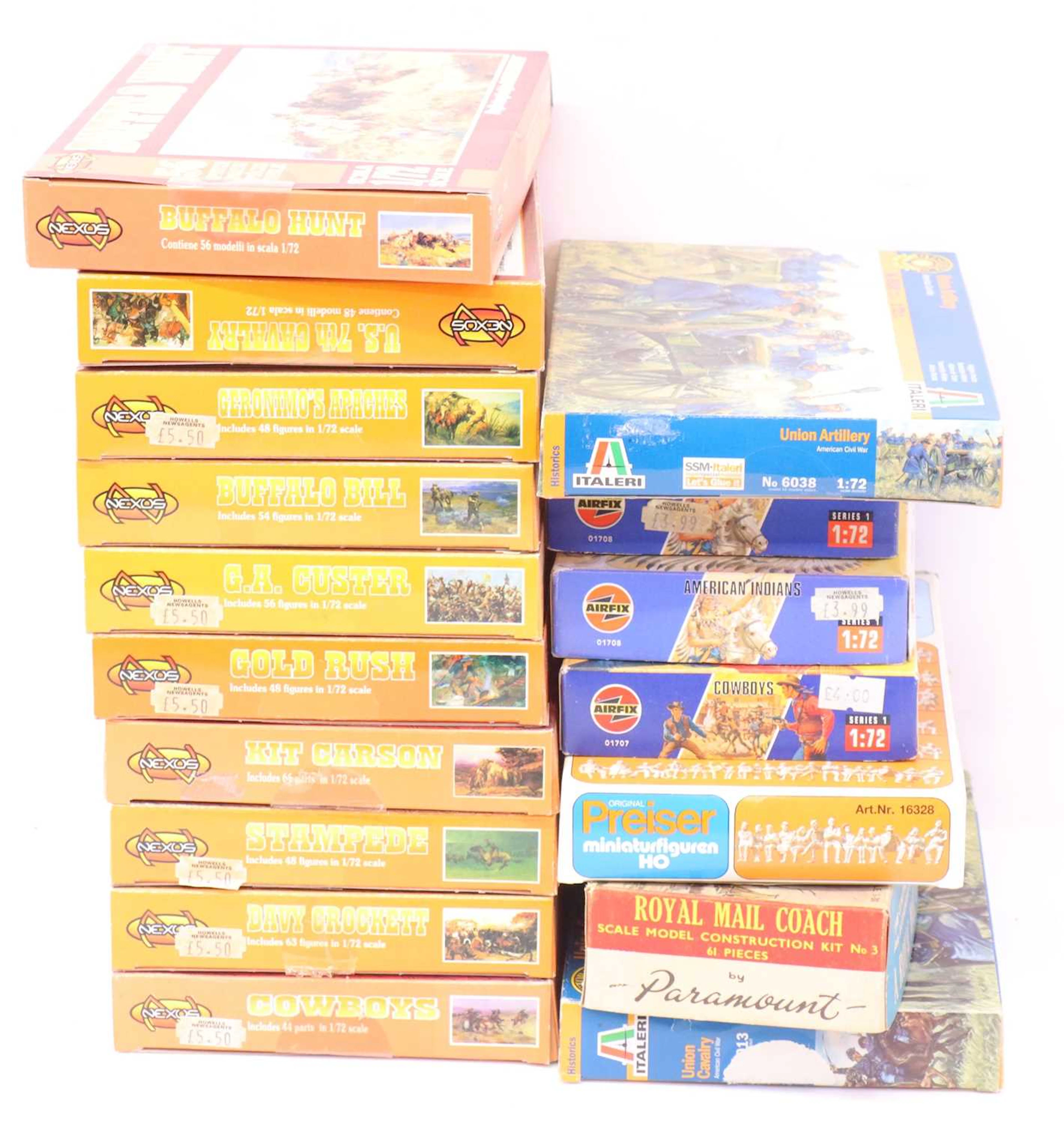 Lot 48 - Collection of 1/72nd scale boxed war gaming