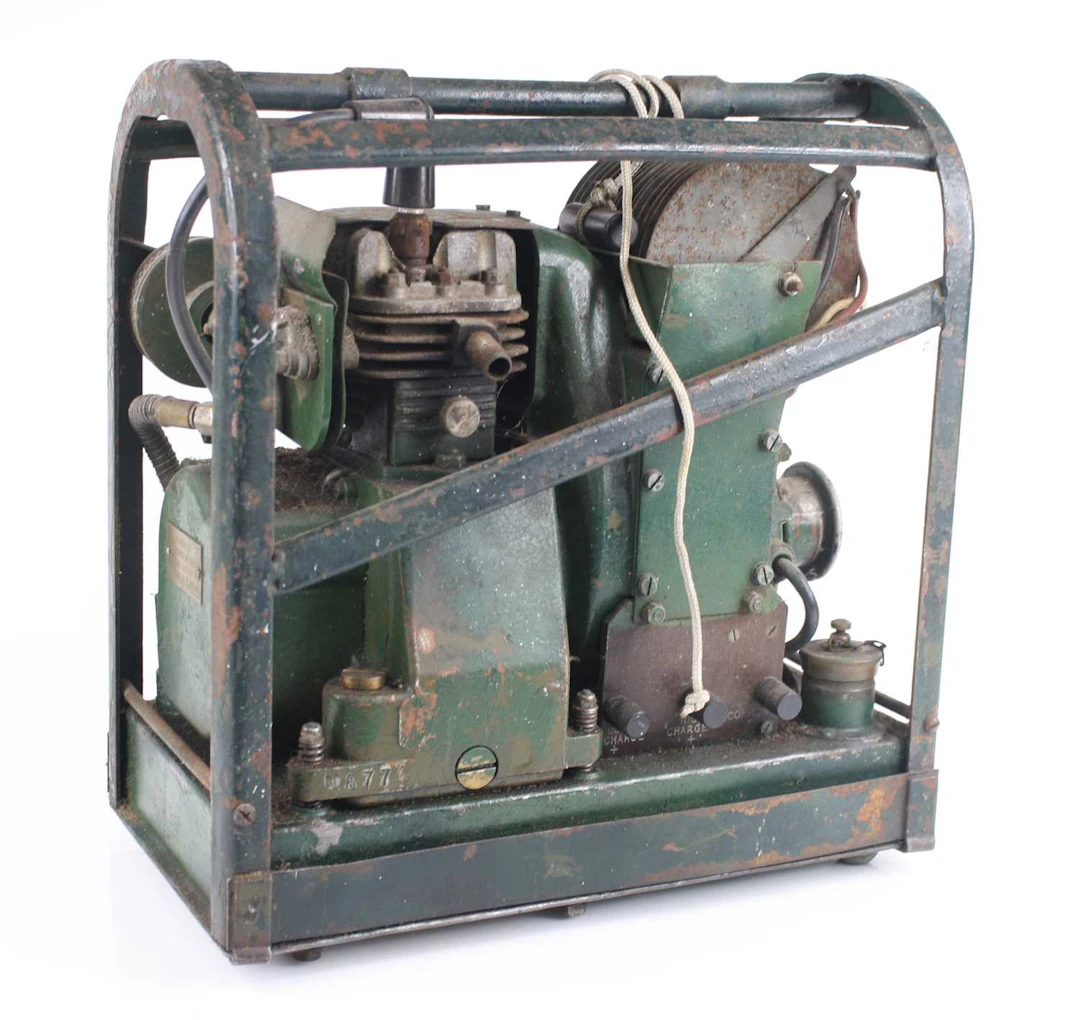Lot 1064 - A British Charging Set, Seria no. B 24040.