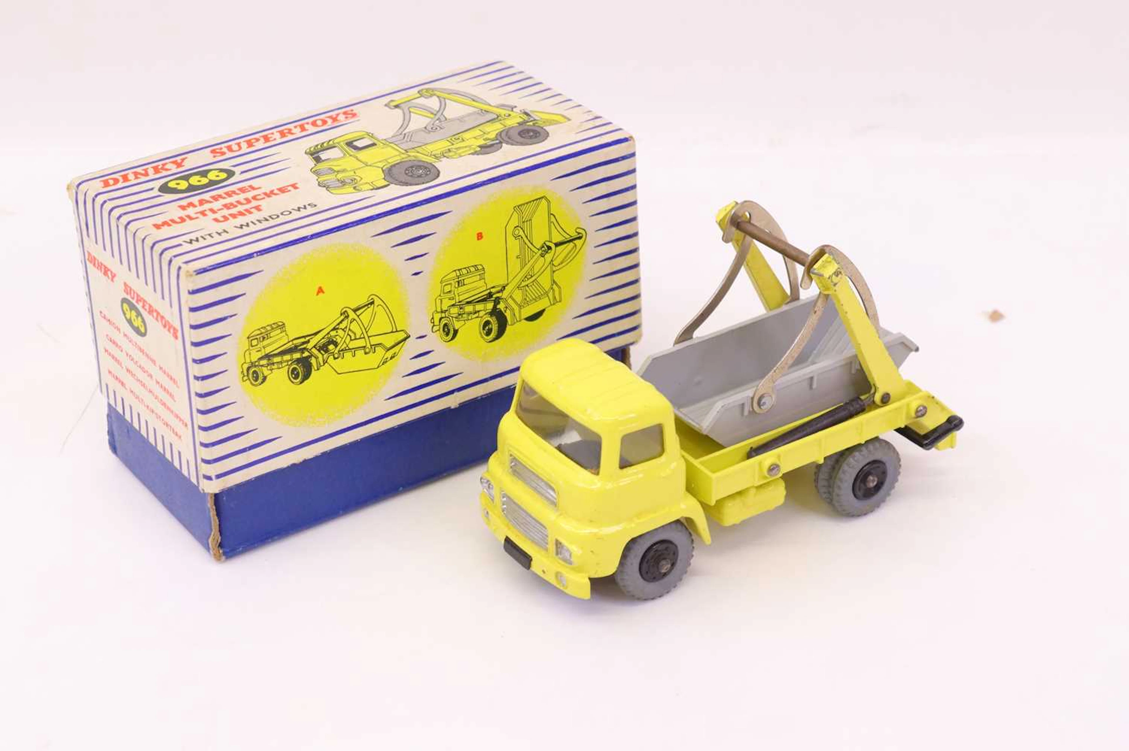 Lot 578 - Dinky Toys, 966 Marrel multi-bucket unit