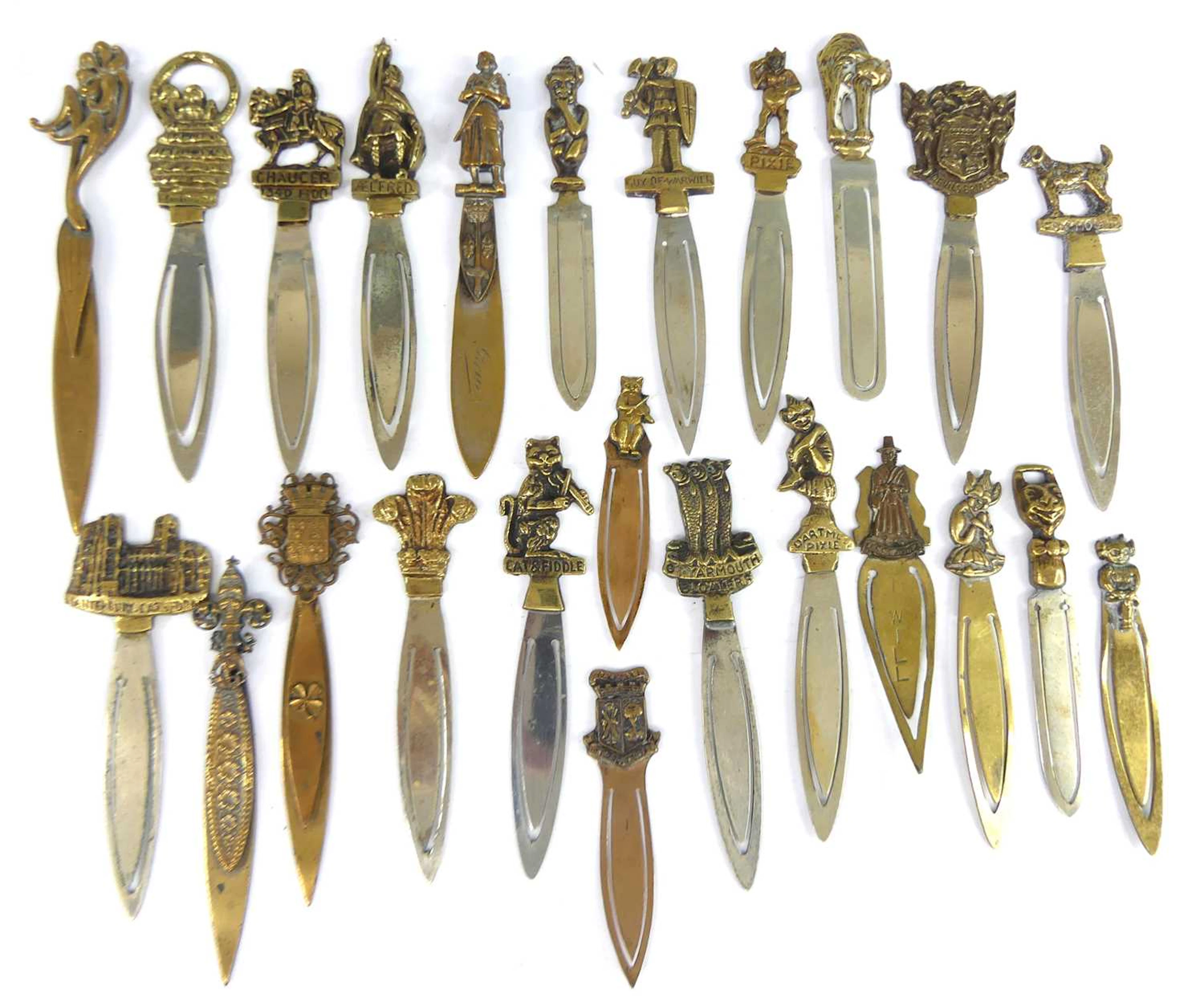 Lot 62 - A collection of Victorian and later figural